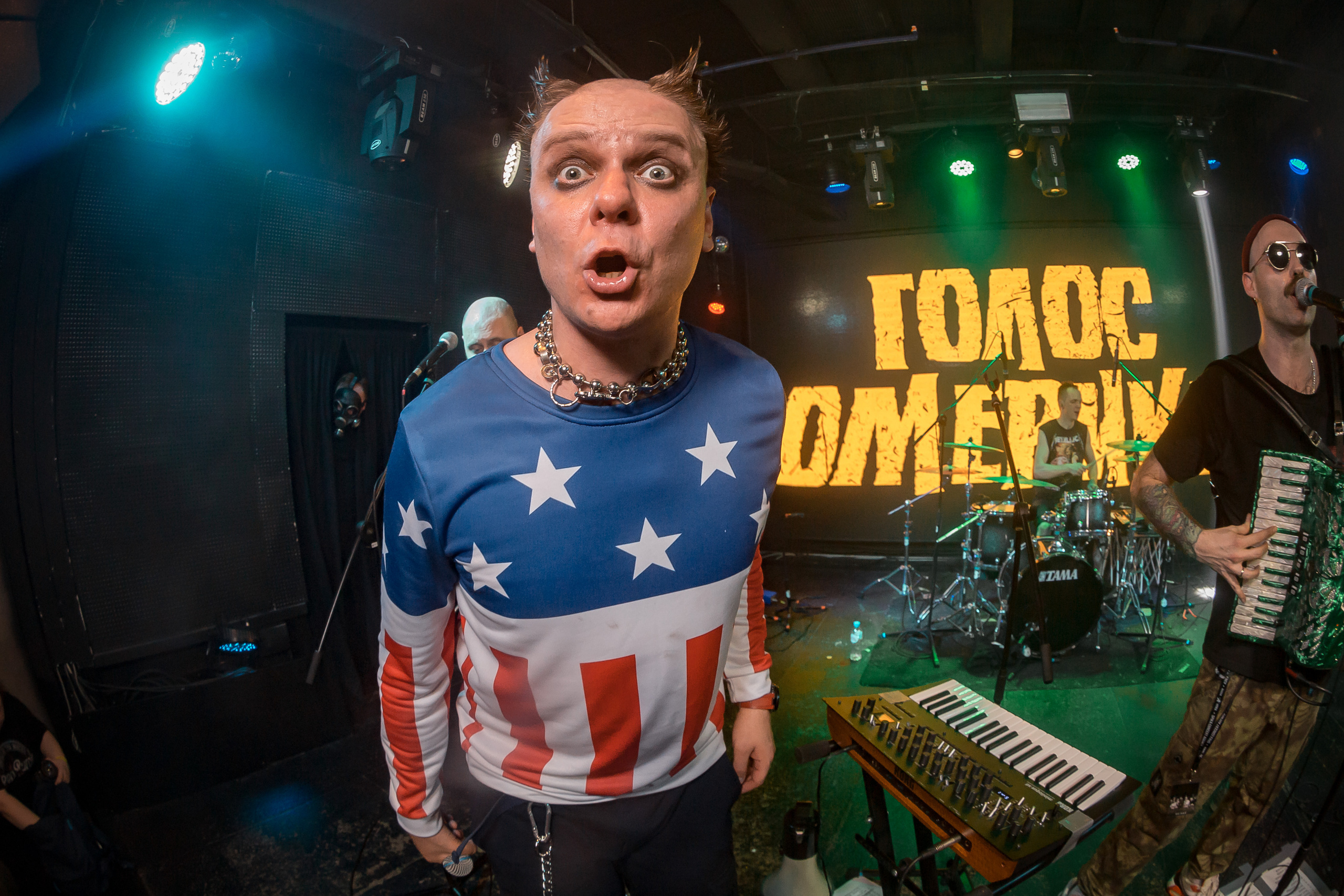 Голос Омерики. Фотографиня Мария Дикова