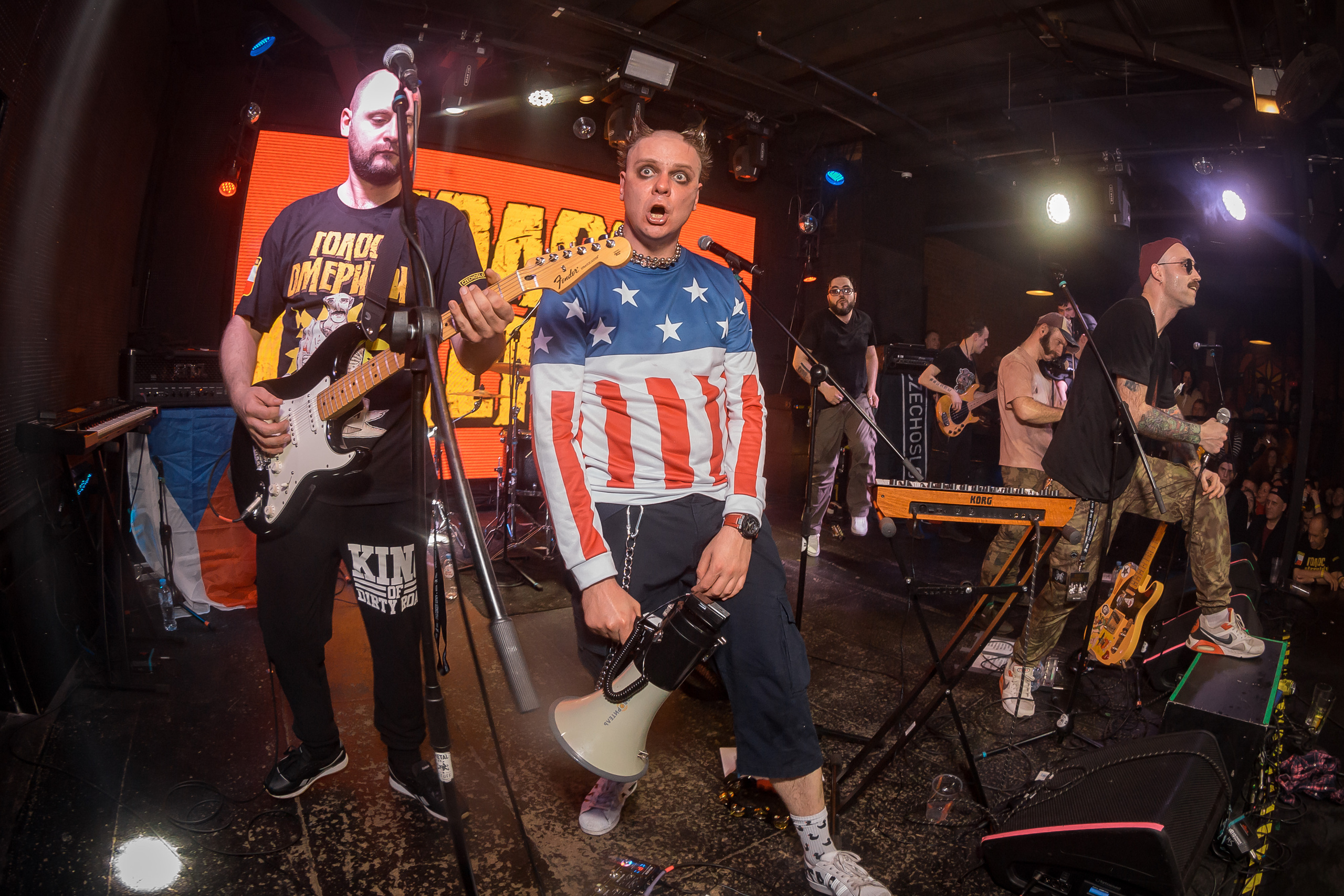 Голос Омерики. Фотографиня Мария Дикова