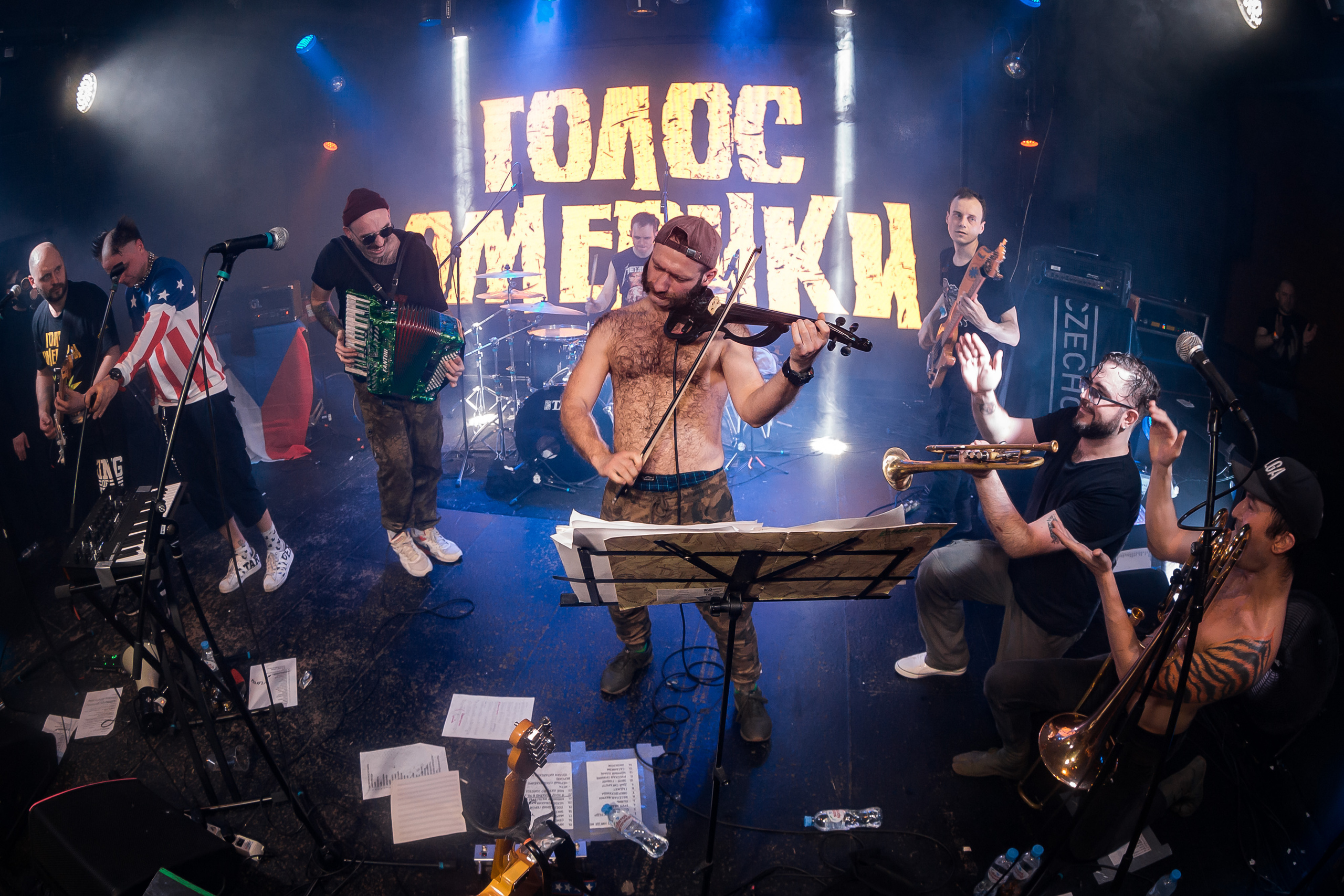 Голос Омерики. Фотографиня Мария Дикова