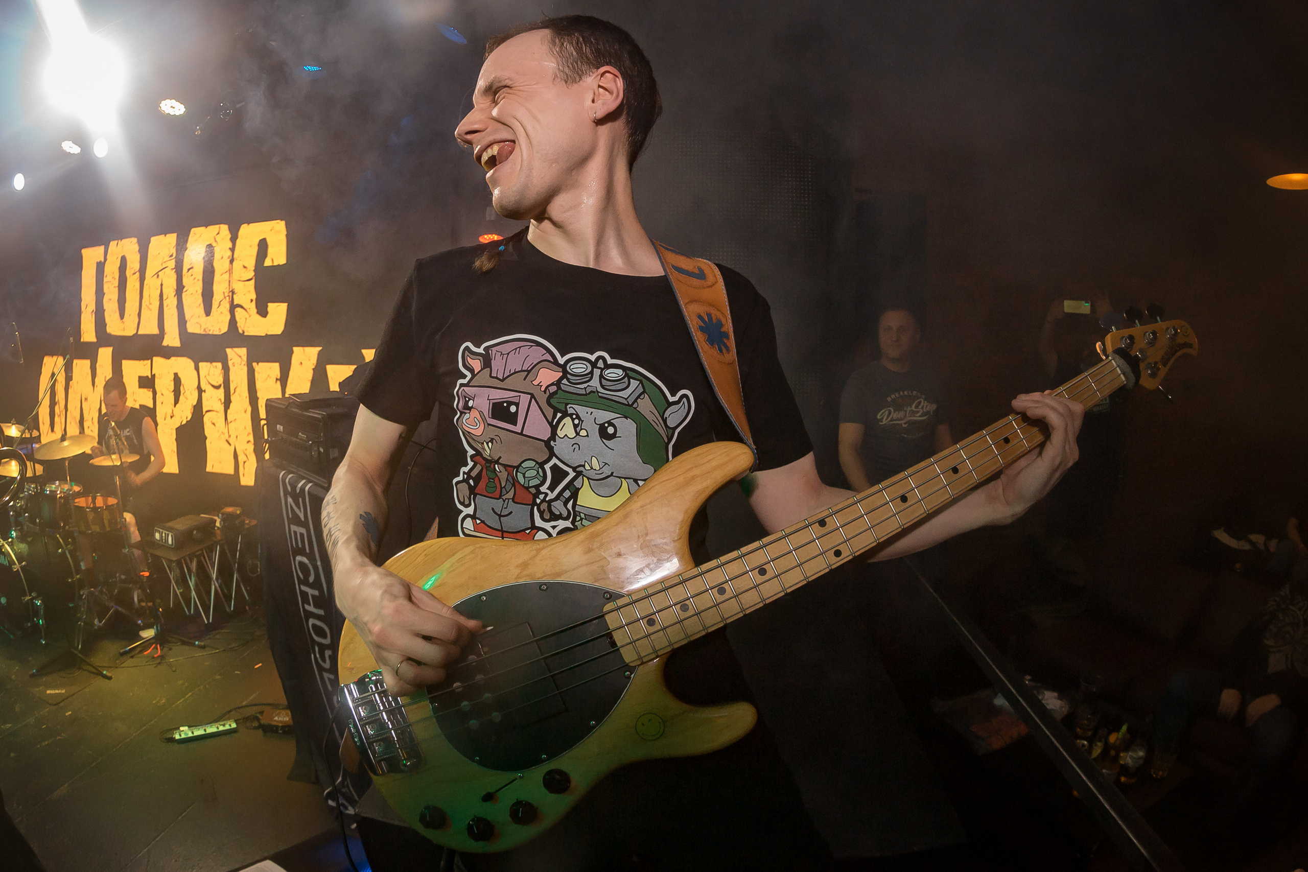 Голос Омерики. Фотографиня Мария Дикова