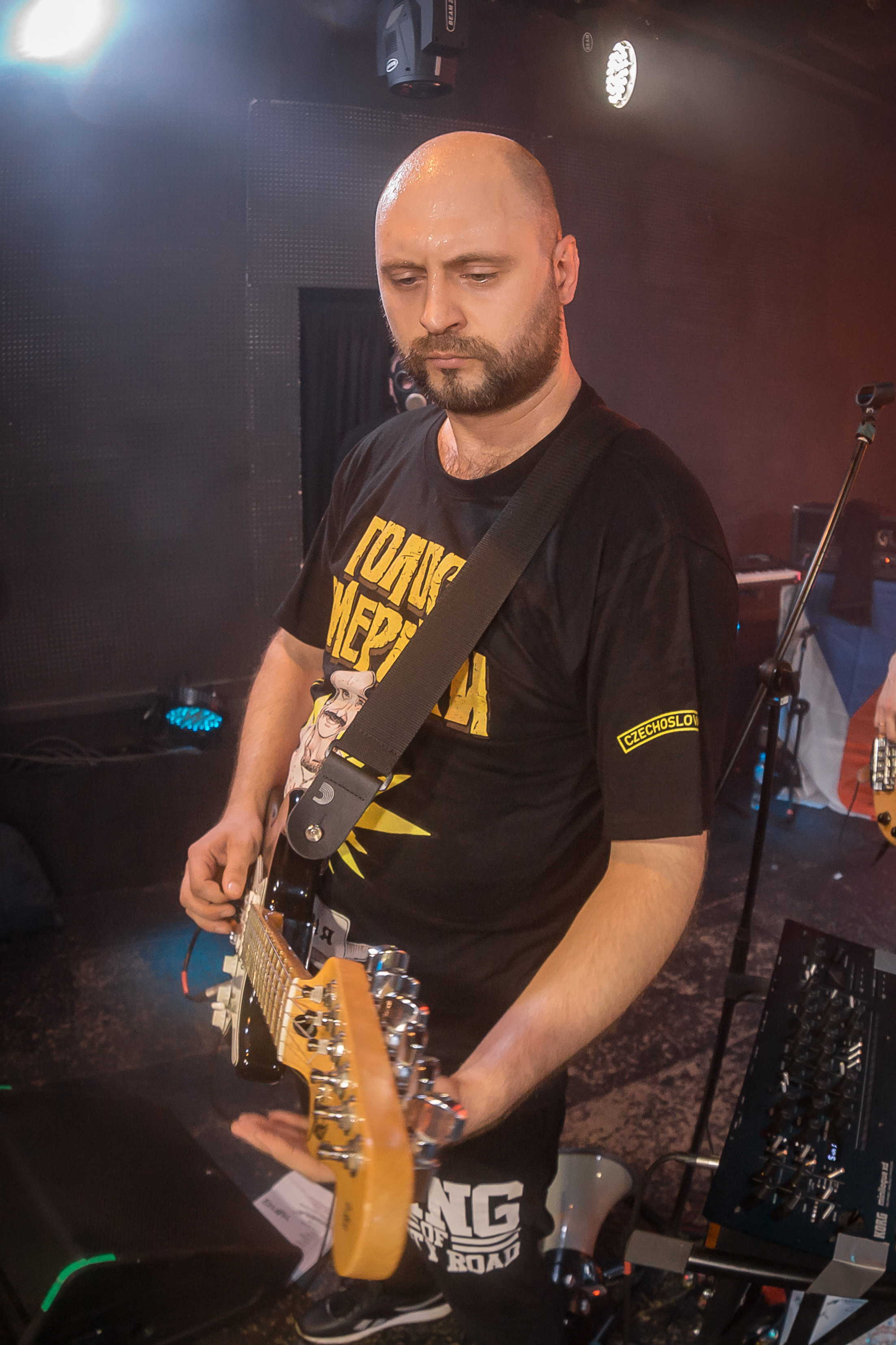 Голос Омерики. Фотографиня Мария Дикова