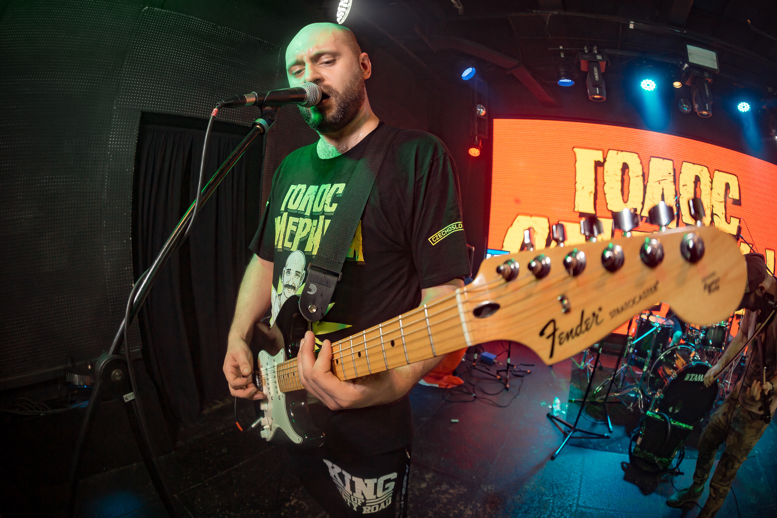 Голос Омерики. Фотографиня Мария Дикова