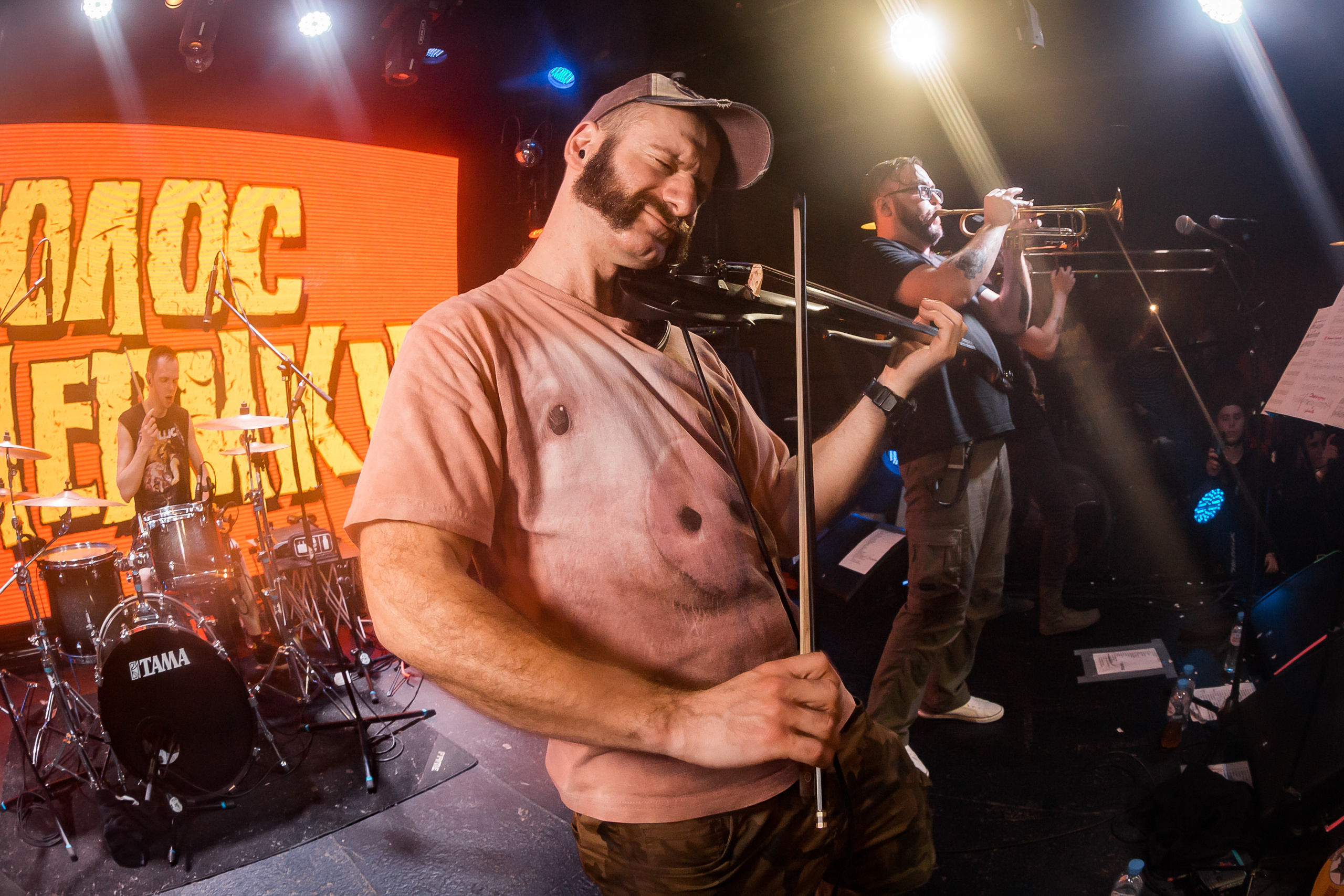 Голос Омерики. Фотографиня Мария Дикова