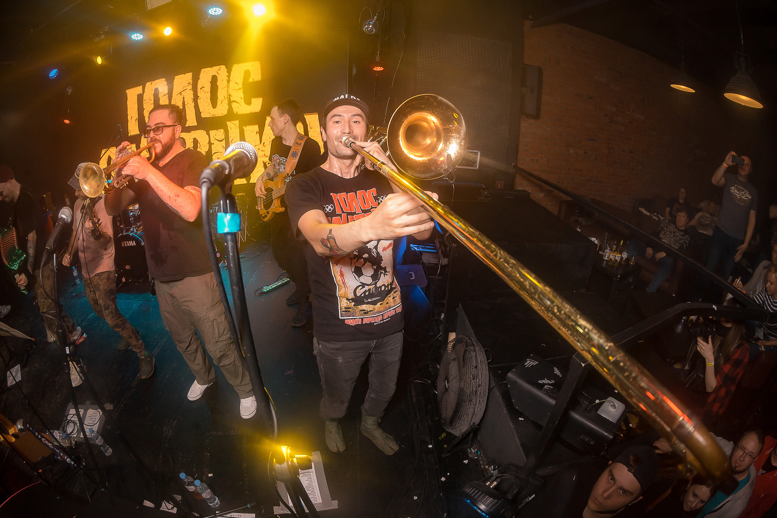 Голос Омерики. Фотографиня Мария Дикова