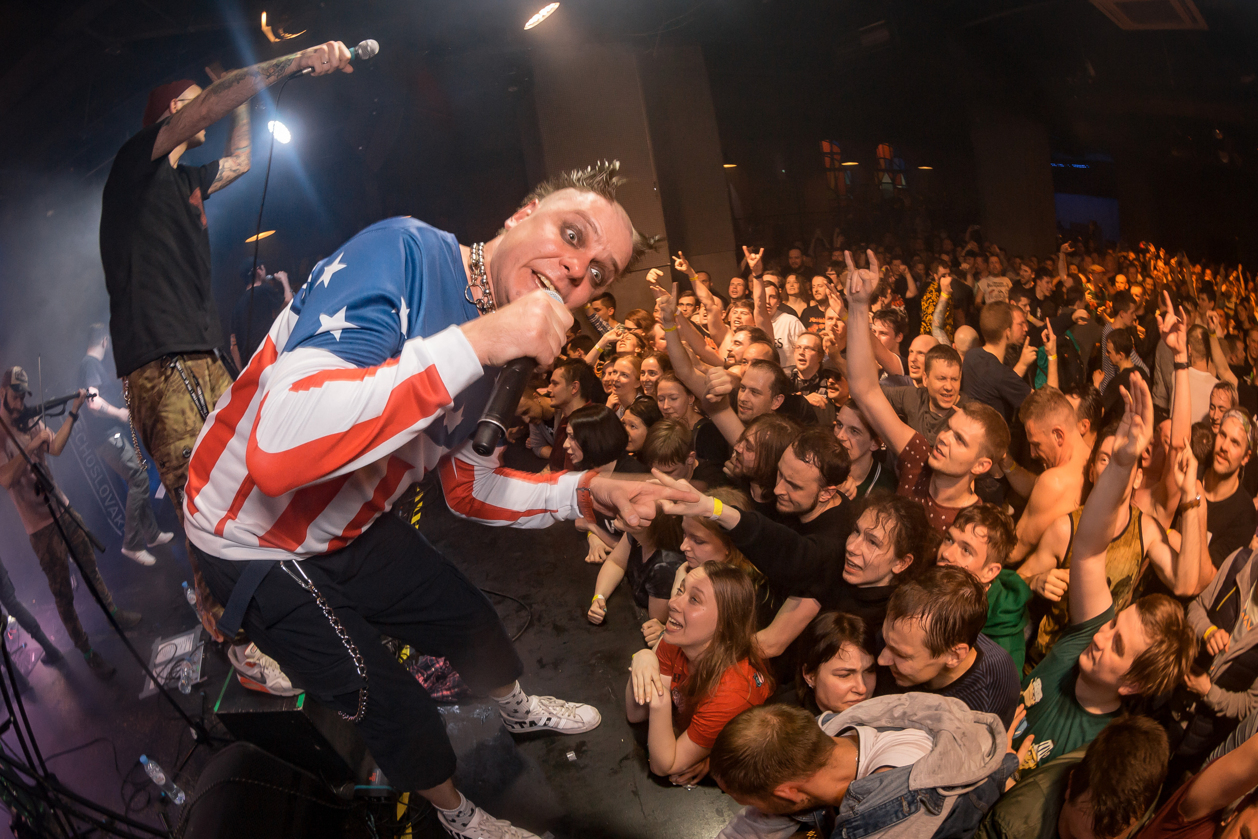 Голос Омерики. Фотографиня Мария Дикова