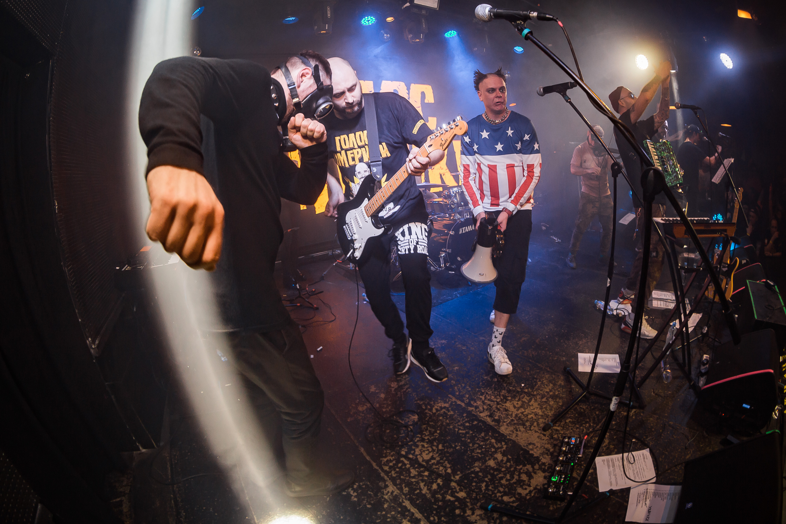 Голос Омерики. Фотографиня Мария Дикова