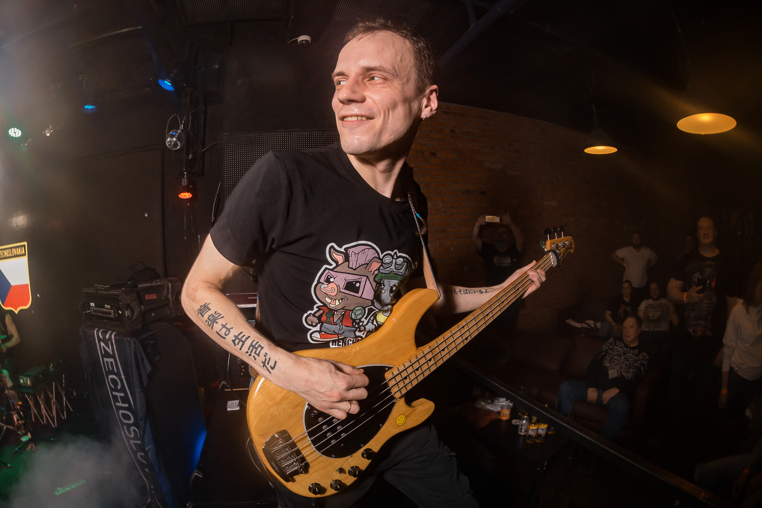 Голос Омерики. Фотографиня Мария Дикова