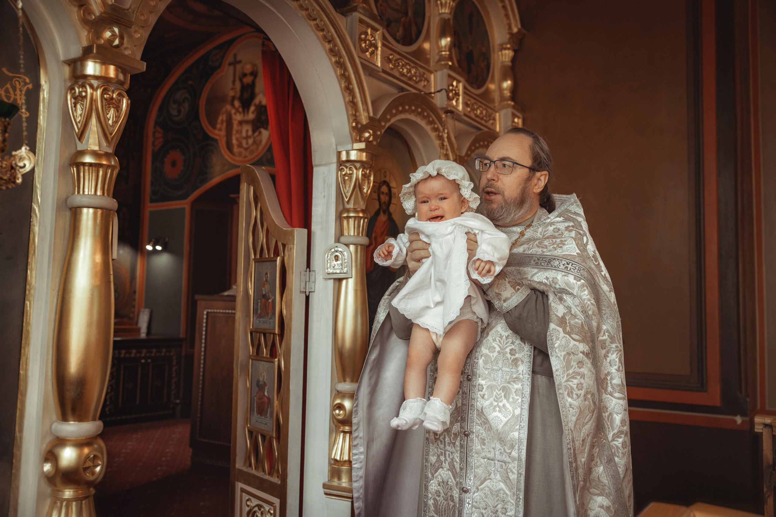 Таинство Крещения Василисы. Свято-Троицкий собор, г. Краснодар. Фотограф на Крещение и Венчание Краснодарский край — Гранкина Юлия