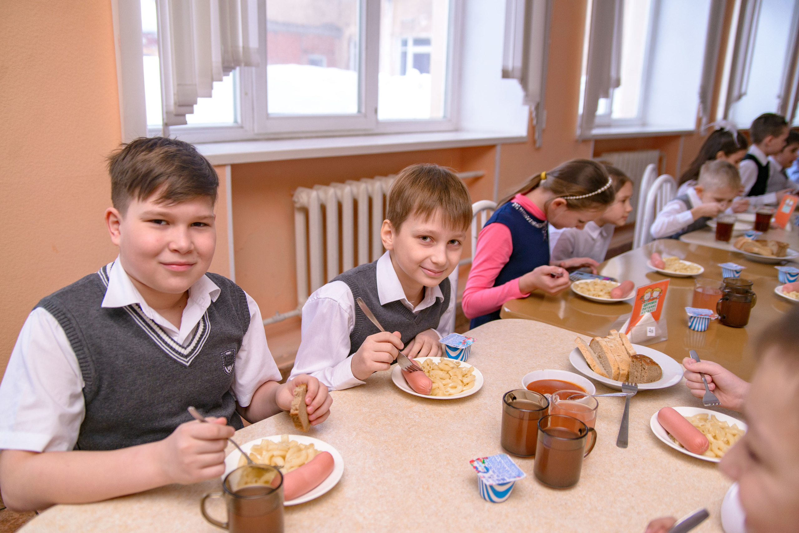 Школьный репортаж. Фотограф, видеооператор Нина Коршунова