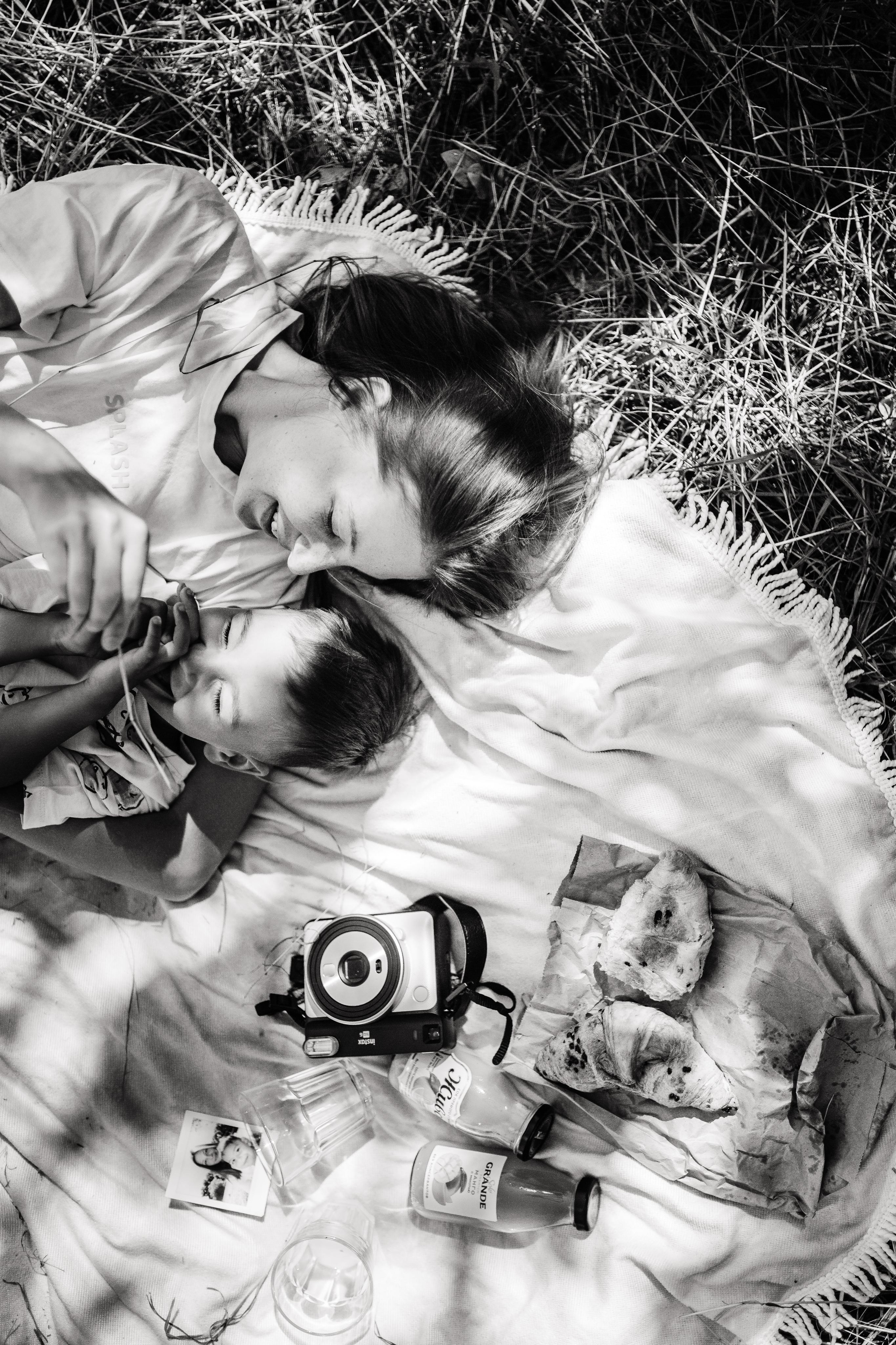 Ира и Мирон. Солнечный миг. Семейный и свадебный фотограф Полина Принцева