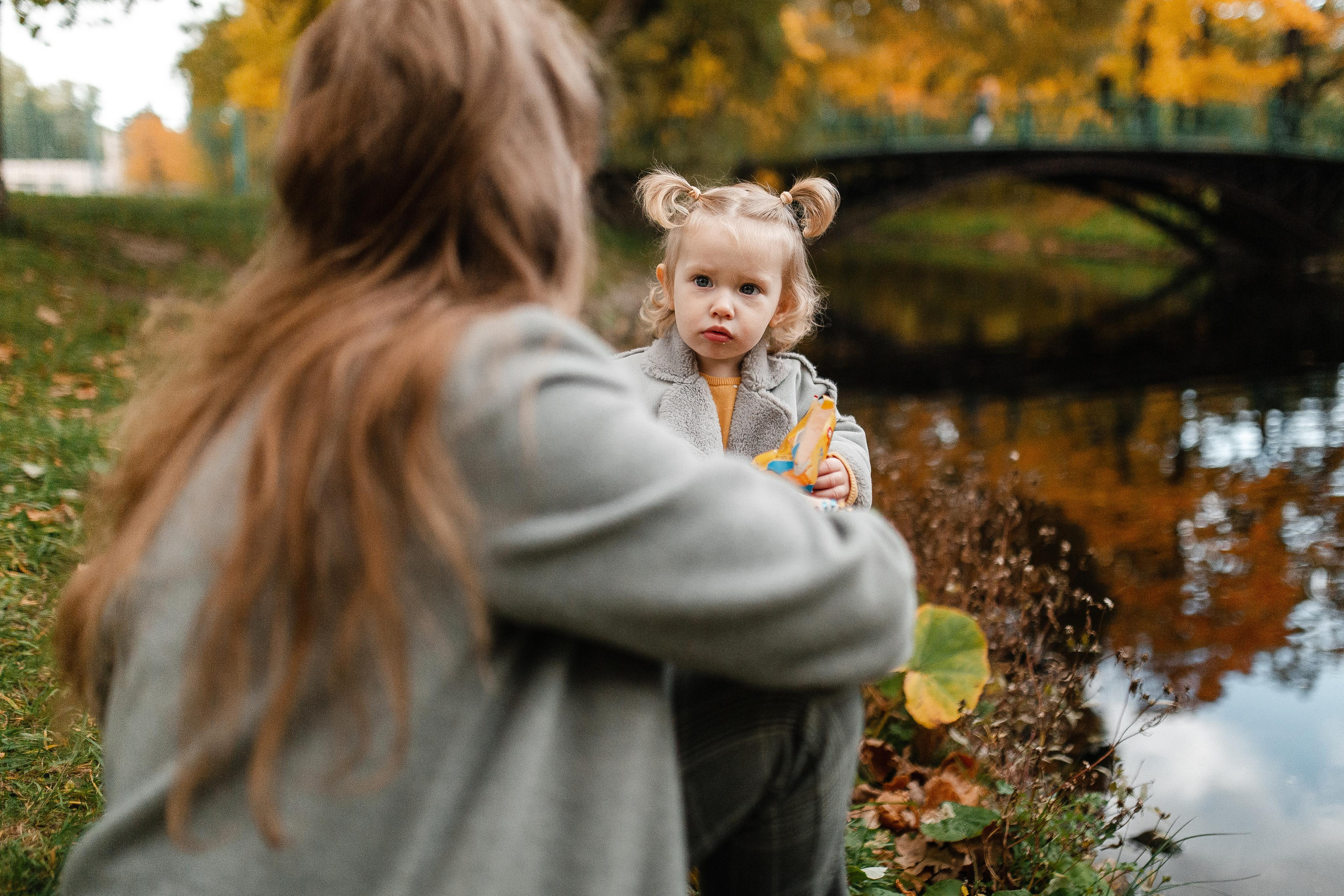 Таня и Диана. Осенняя прогулка. Семейный и свадебный фотограф Полина Принцева