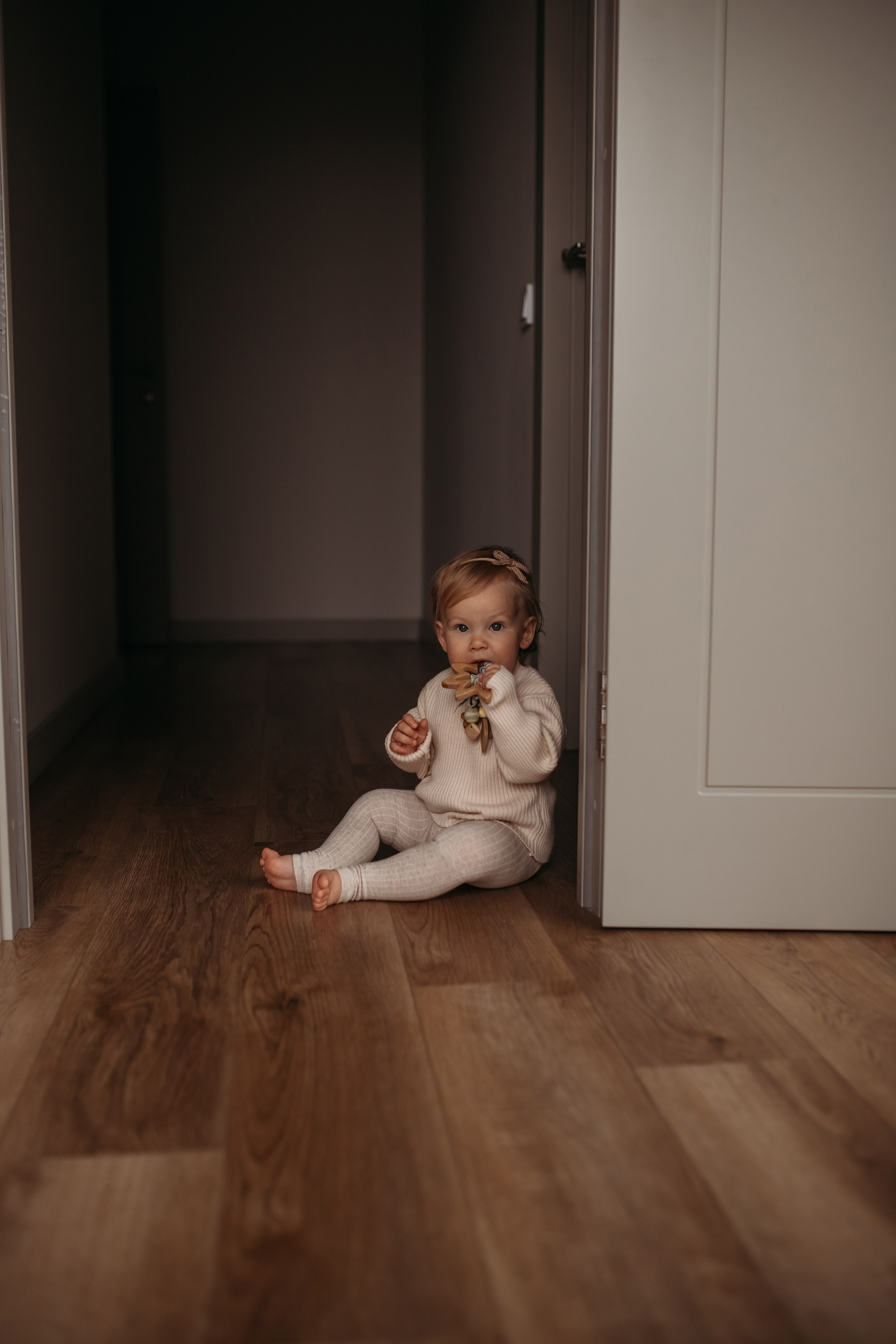 Ксюша (домашняя история). Семейный и детский фотограф Минск, Беларусь