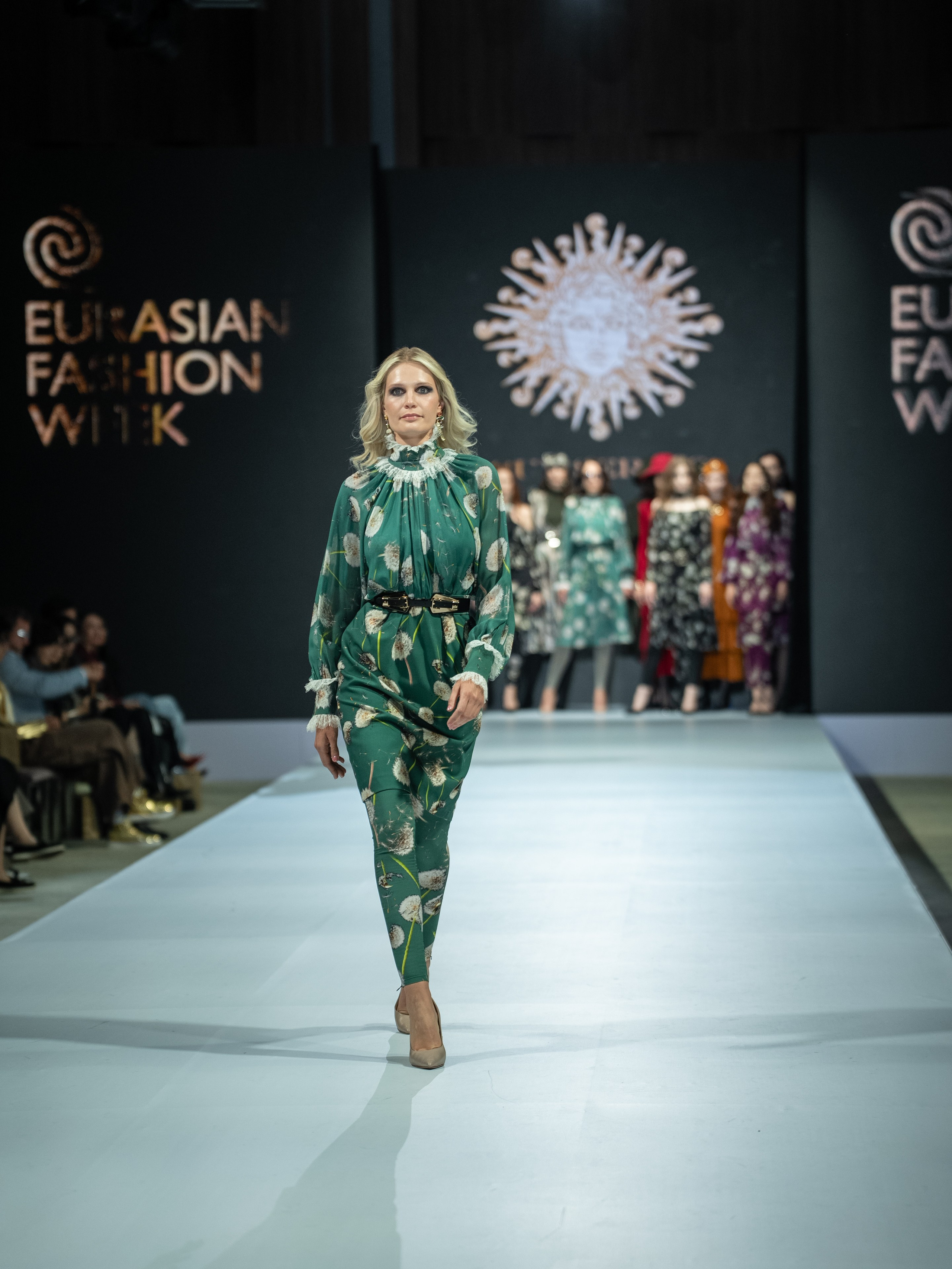 EURASIAN FASHION WEEK Sun Sergio. Сайт Алматинского НЮ АРТ, будуар и фэшн фотографа Дениса Карпенко