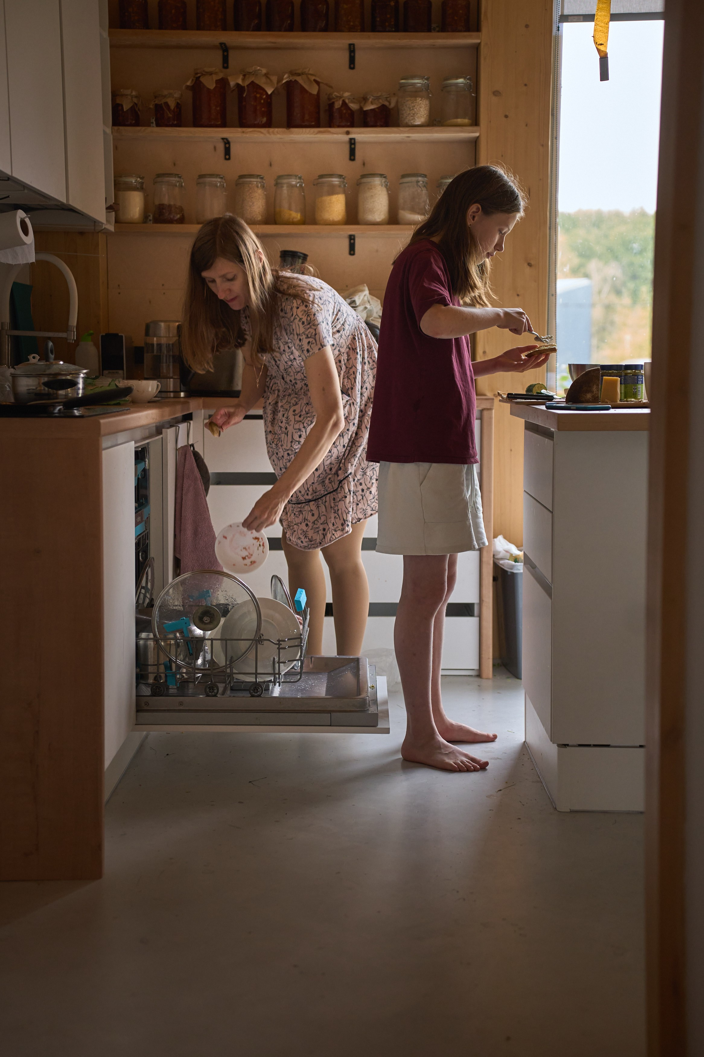 Четверо детей в доме. Фотограф Женя Пашкина
