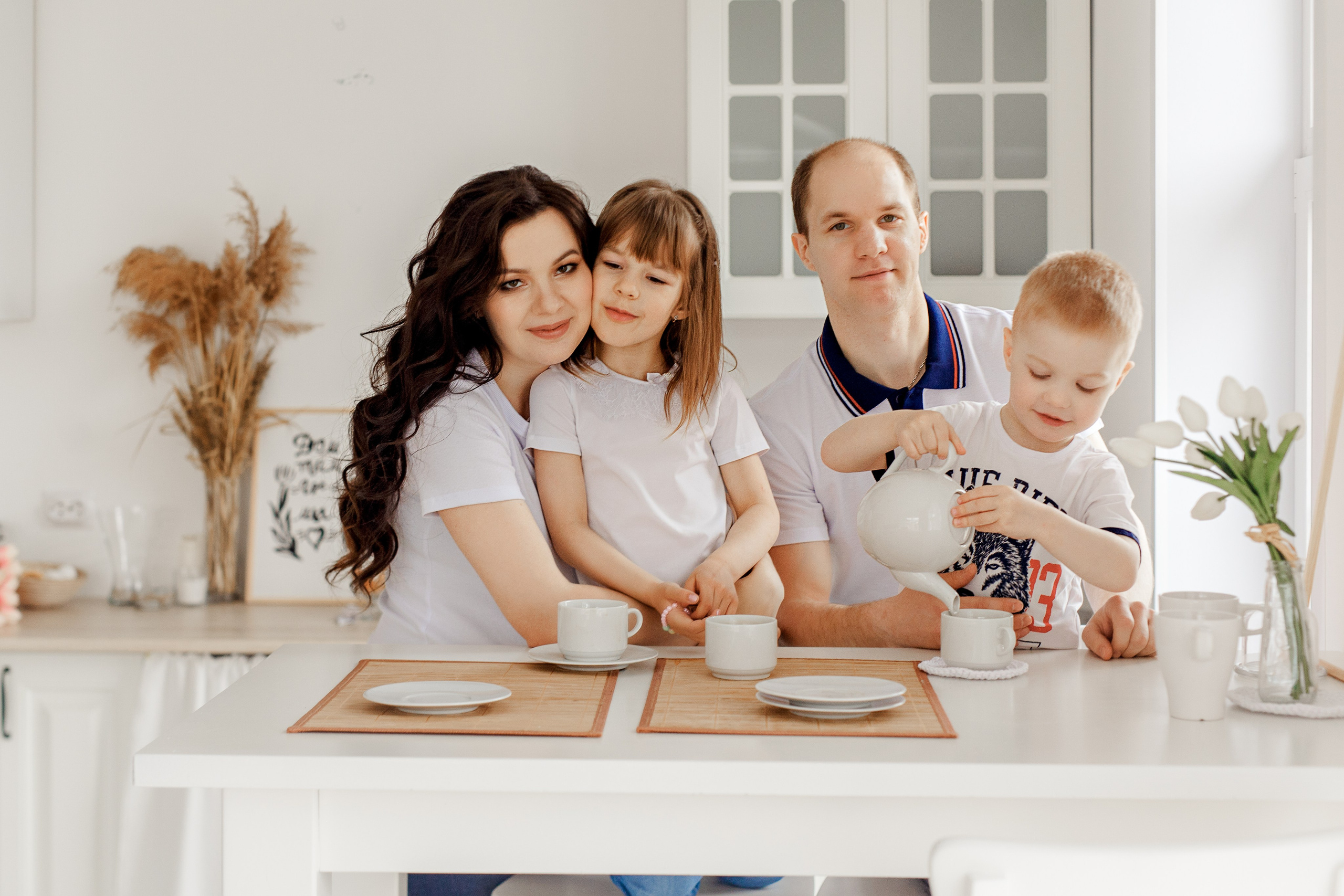 фотосессия семьи дома в Екатеринбурге