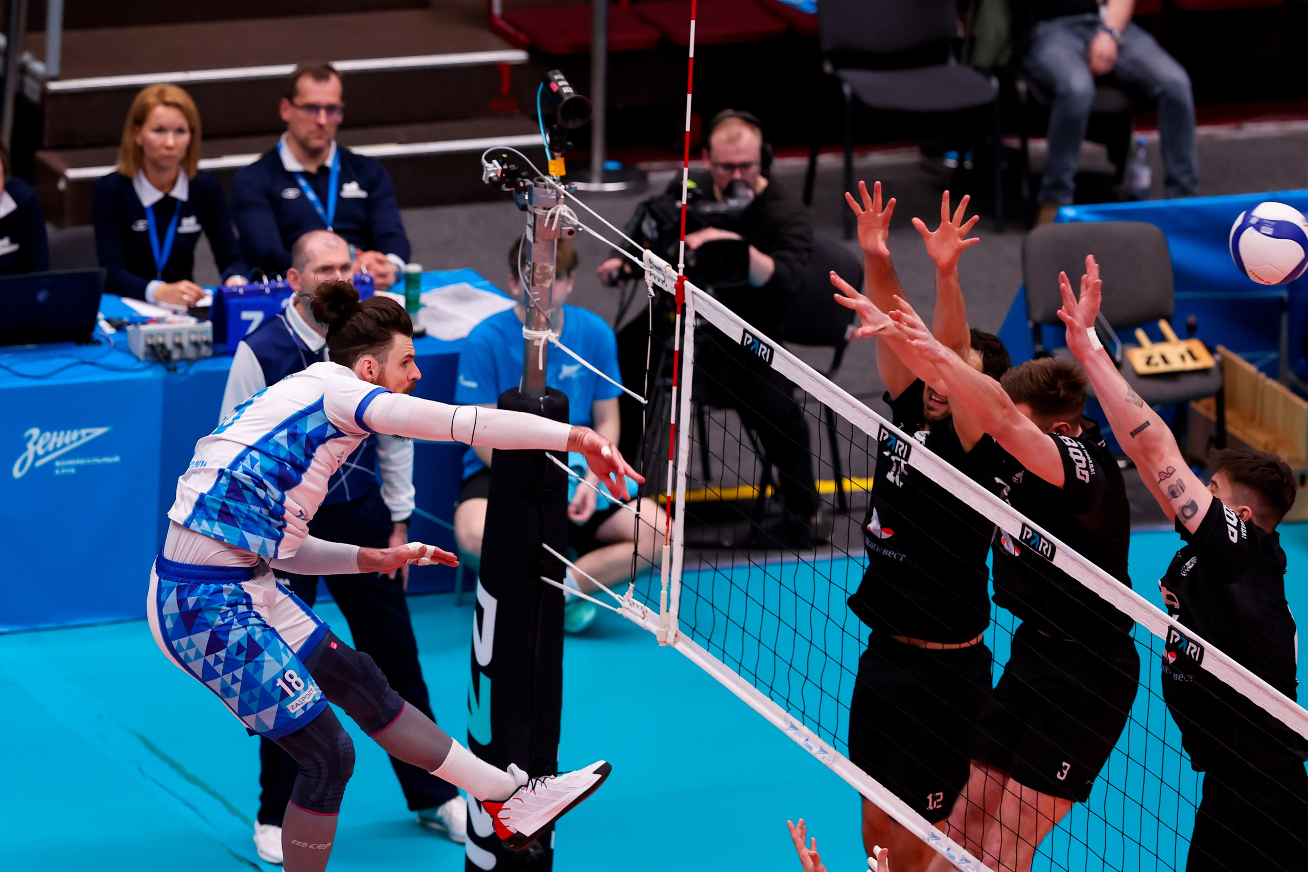 ВК Зенит — ВК Белогорье 08.04.2025. Спортивный и репортажный фотограф Антон Тереханов