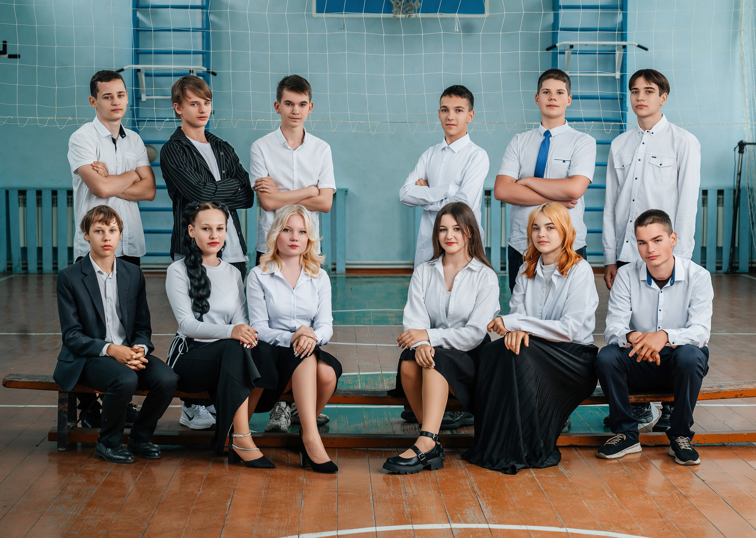 «Шик». Школьный фотограф в Валуйках. Фотосессии для выпускников и изготовление выпускных альбомов в городе Валуйки и в Белгородской области