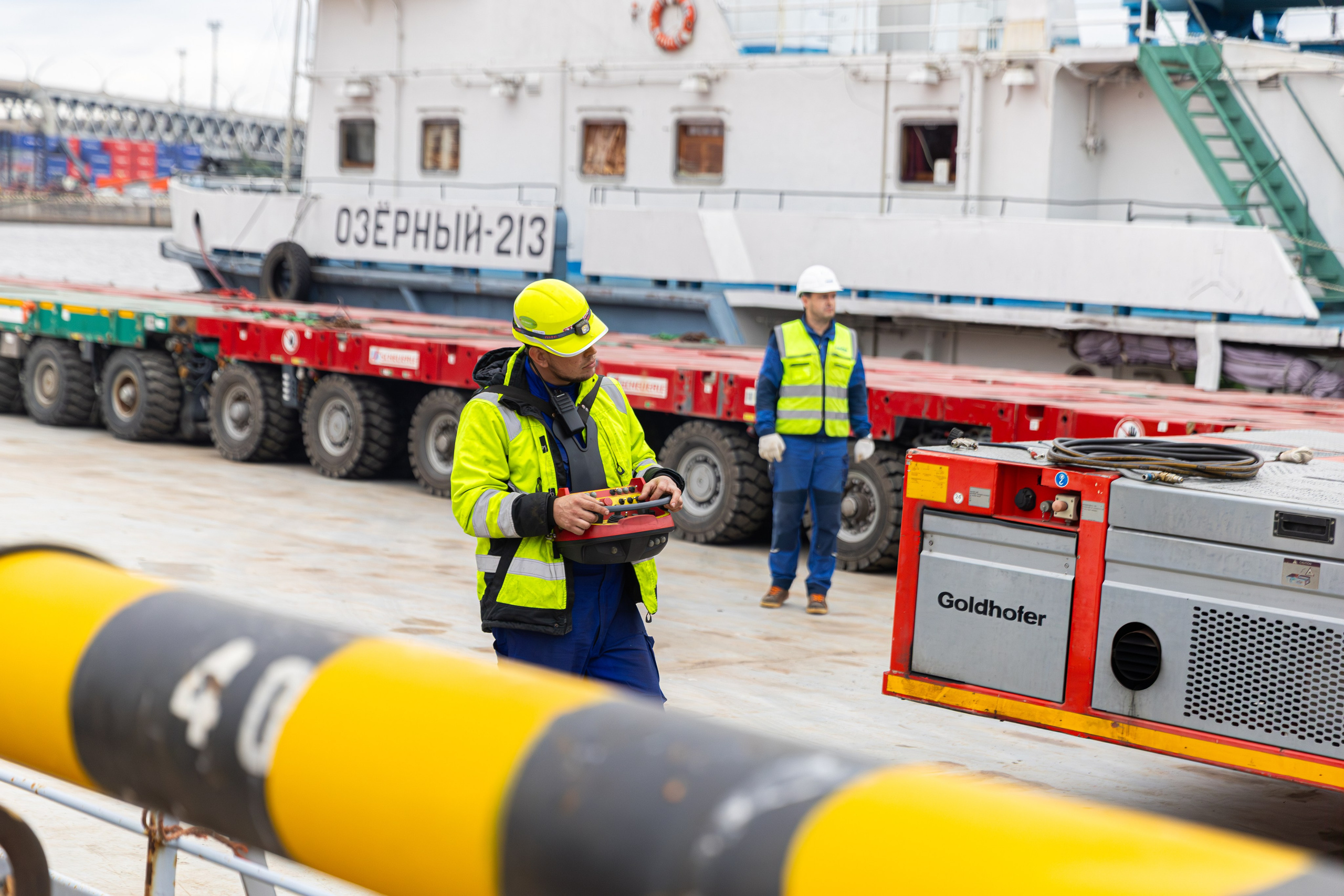 Разгрузка в порту. Снимаю съемки