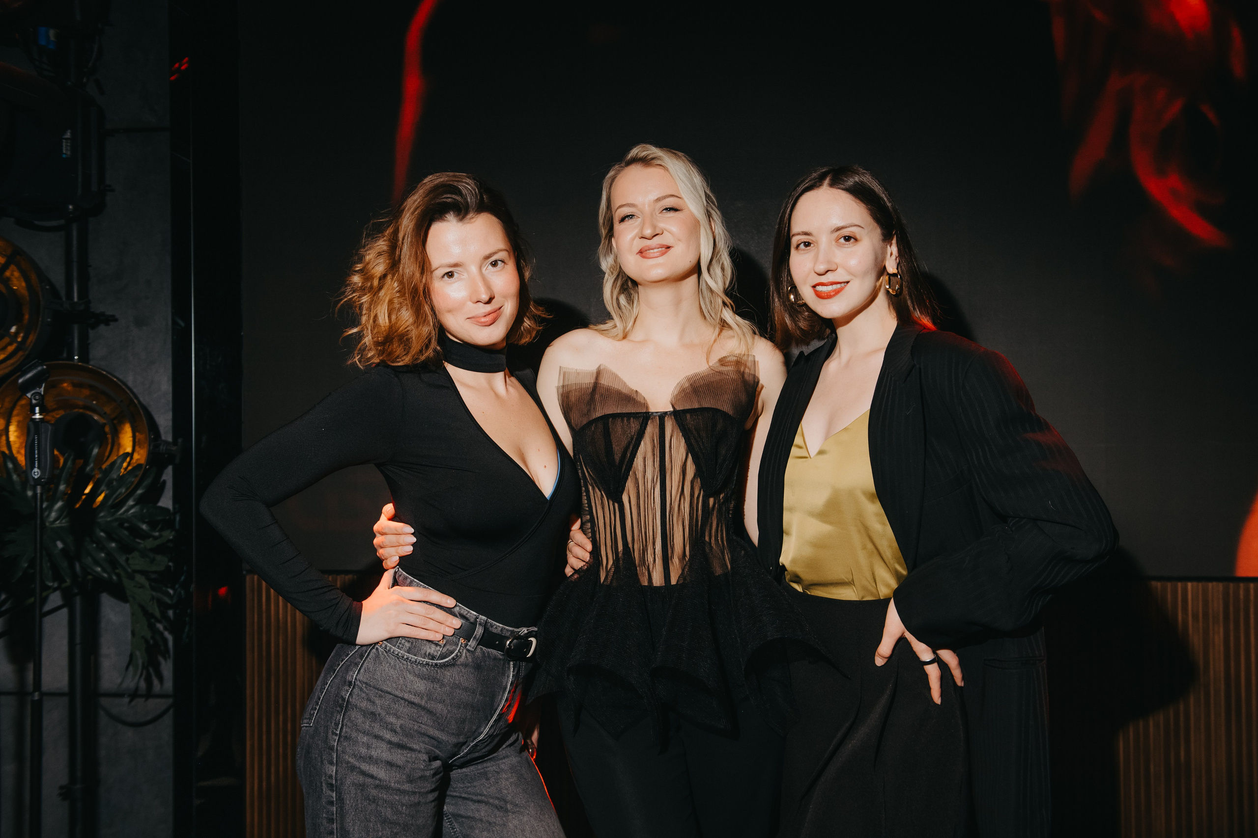 День рождения в Hide