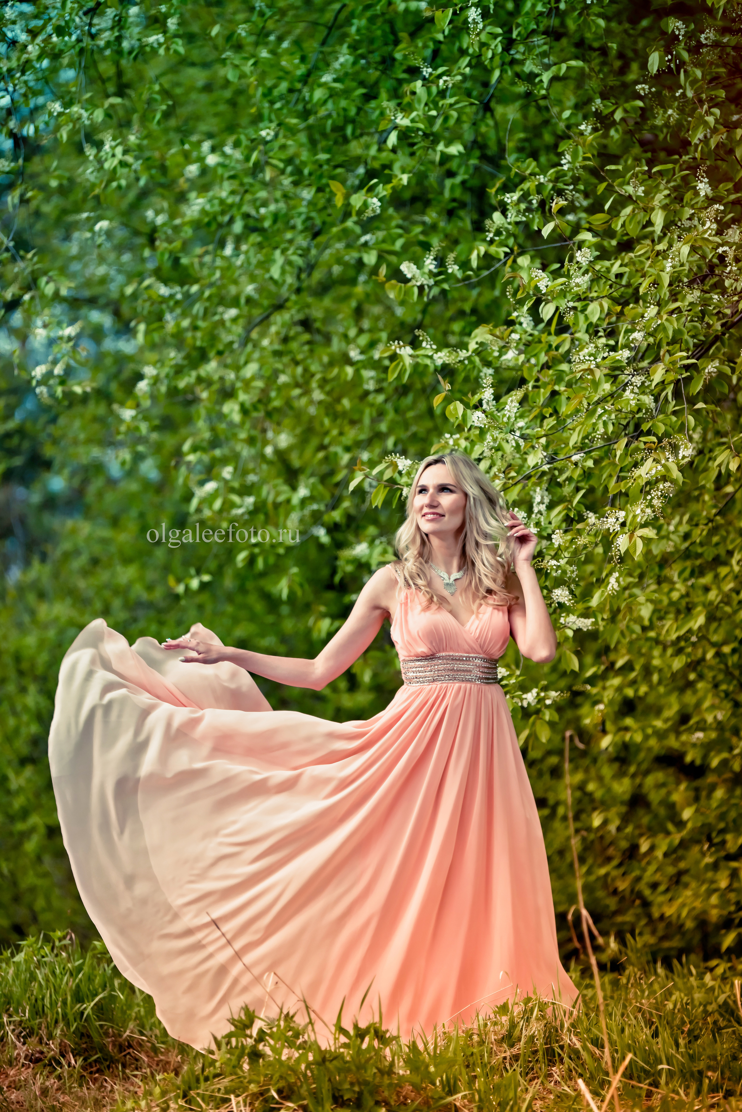 В цветении. Ольга Ли свадебный семейный фотограф Иркутск