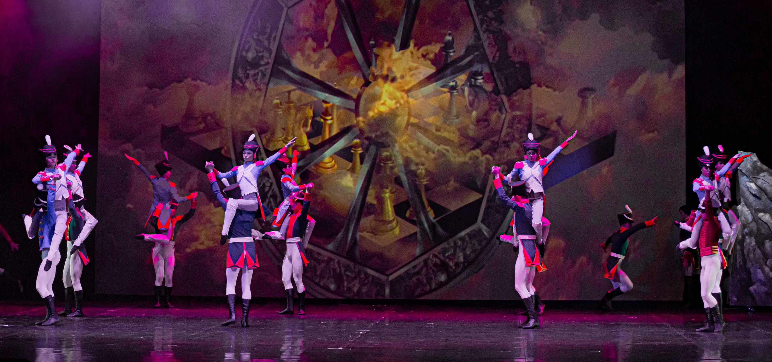 Война и Мир балет Марийского театра оперы и балета на сцене Зимнего театра г. Сочи премьера. Фотограф в Сочи Юрий Шептаев