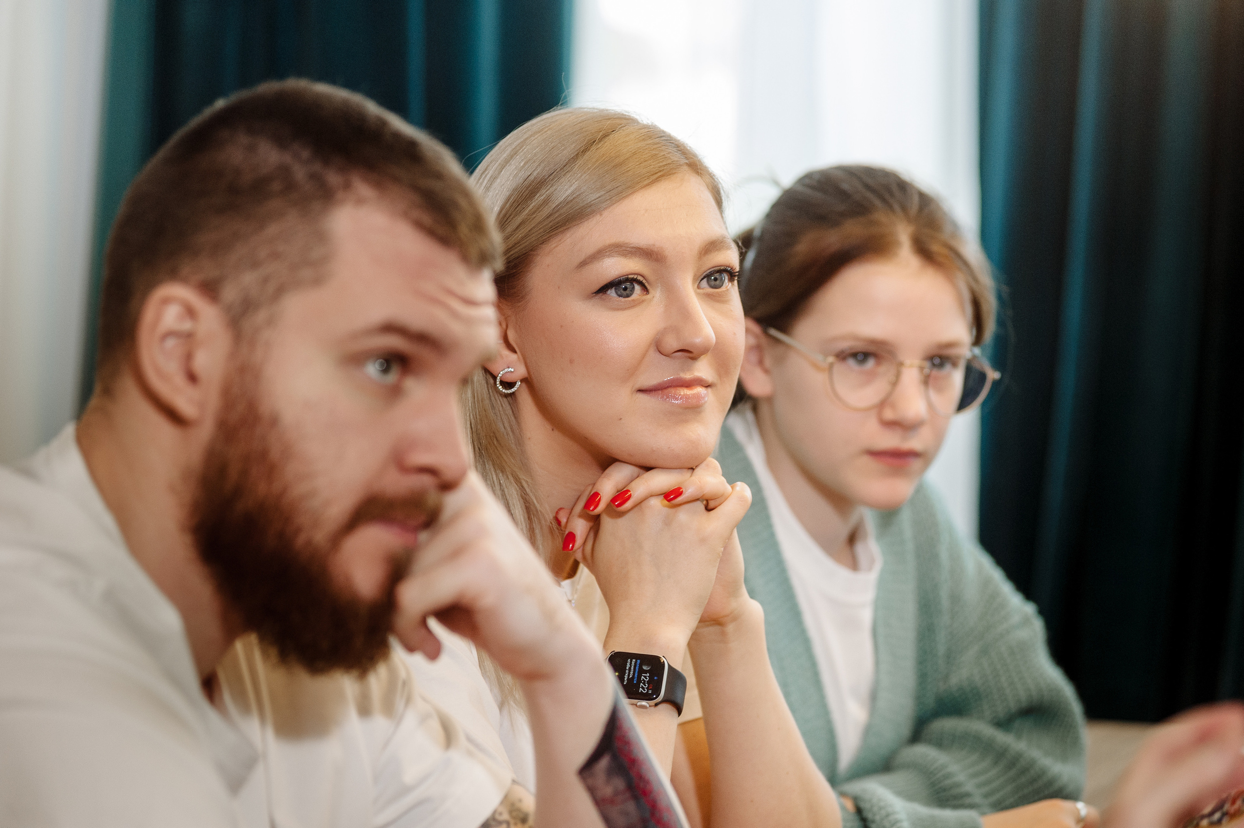 Мы предлагаем не позировать перед камерой, а просто жить. Семейный фотограф в Москве Елена Снегирева