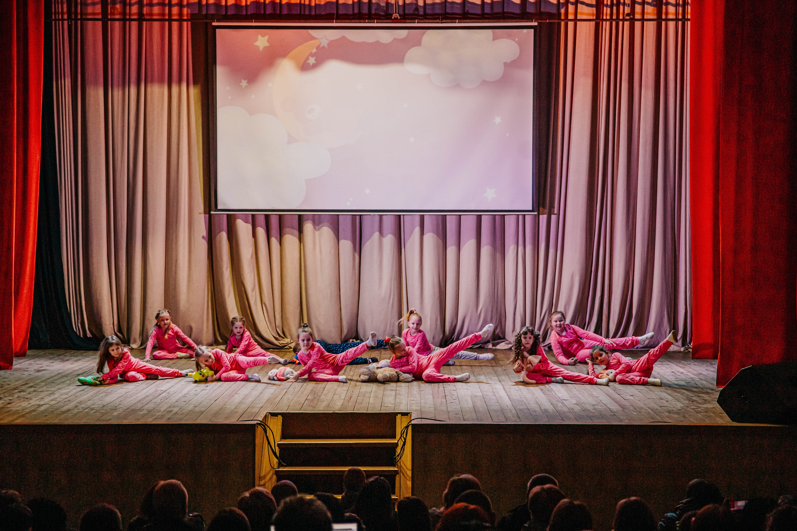 Отчетный концерт хореографического коллектива Пульс!. Фотограф Дарья Маташкова