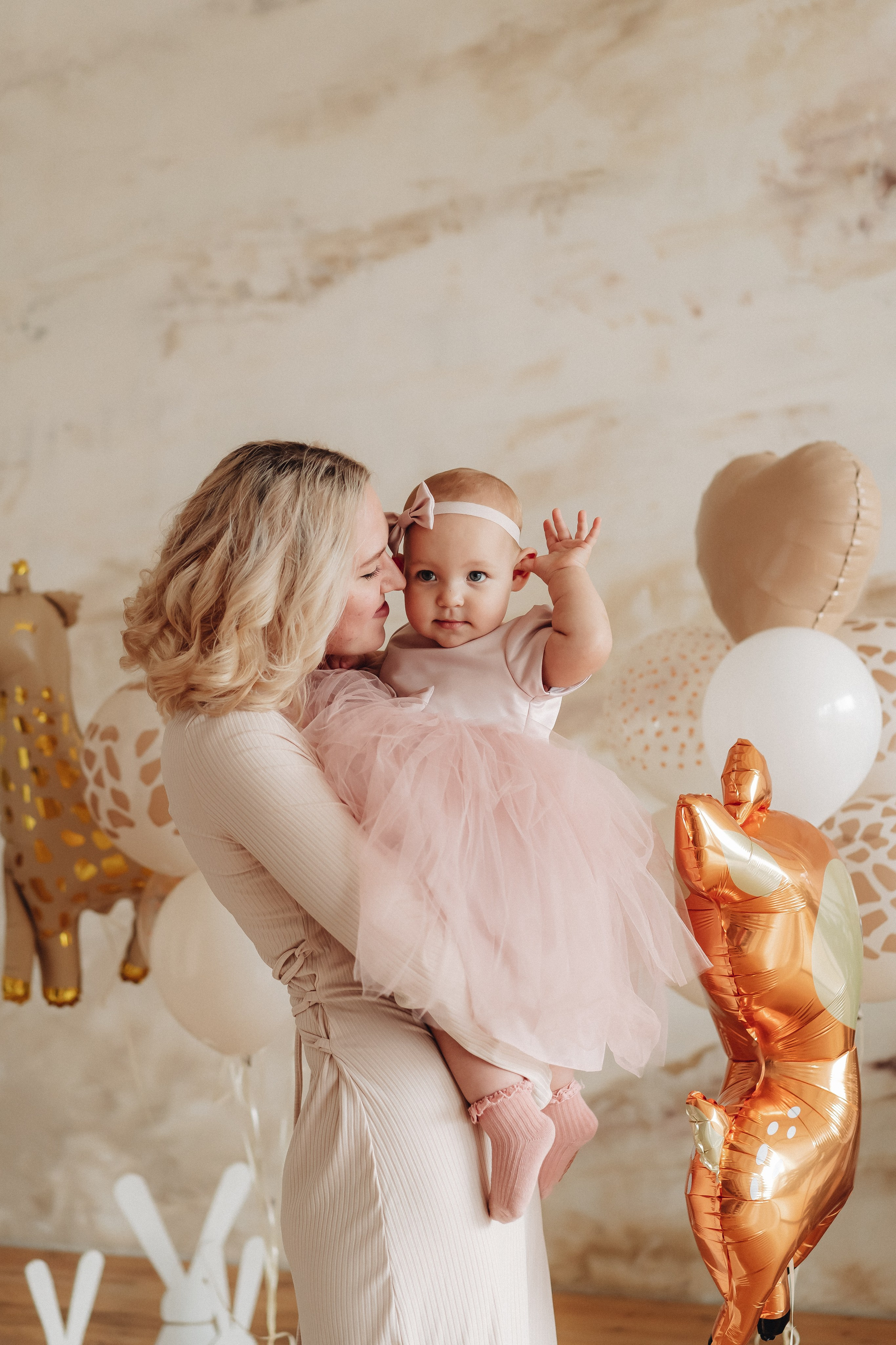 ДР в большой студии. Семейный и контент фотограф в Красноярске Власова Екатерина