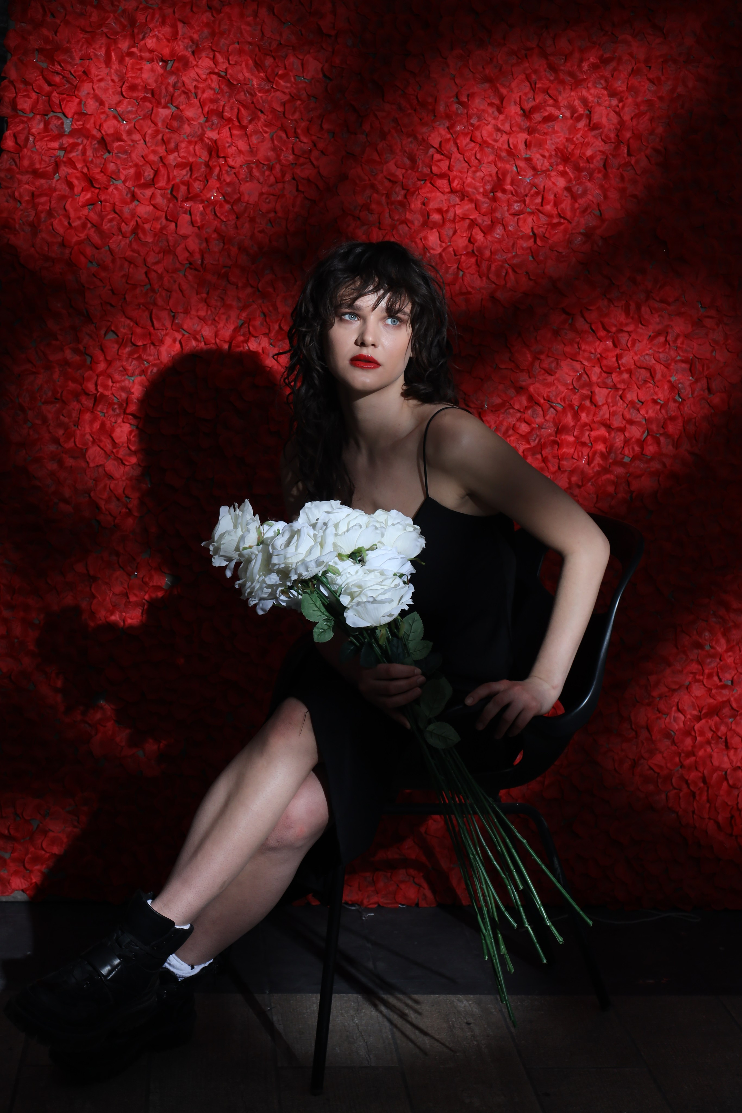 Белые Розы. Съемка в студии под ваш запрос, студийные съемки, фотографии архитектурных объектов — Александр Евстигнеев — фотограф Москва