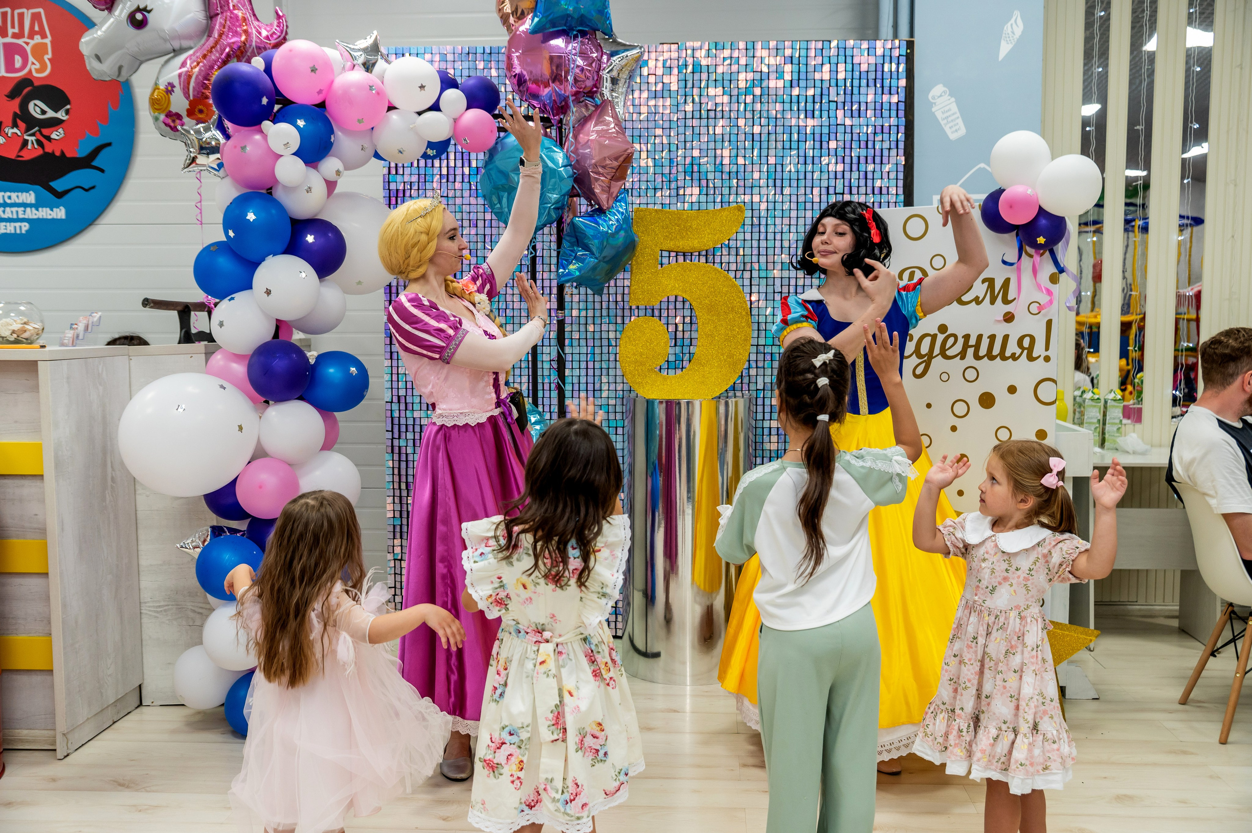 Игротека Ниндзя Кидс. Я Ольга Казанцева, фотографирую снимаю ваши киноистории и печатаю фото и цифровые портреты на холсте