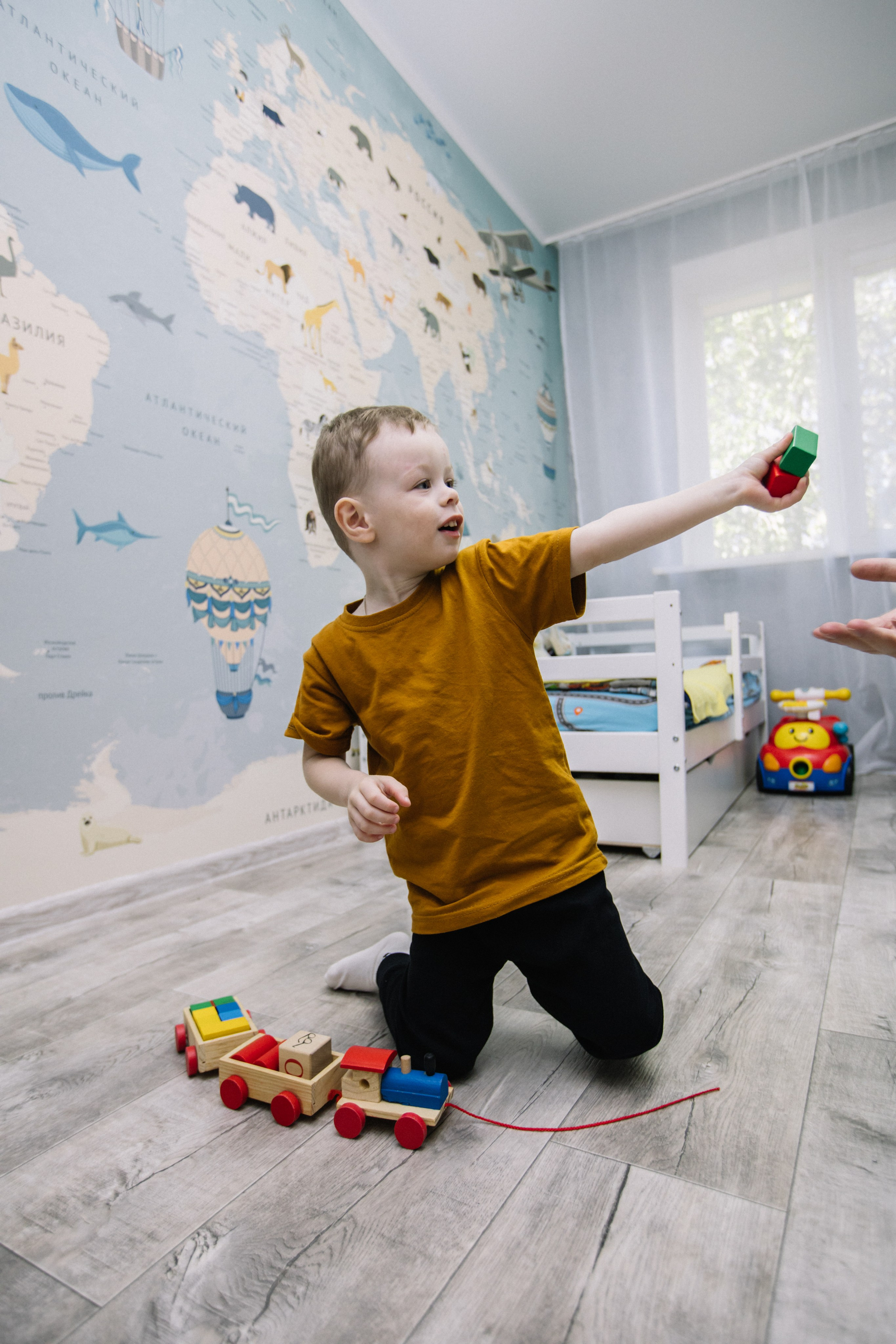 Ярослав + Юля + Егор. Главная