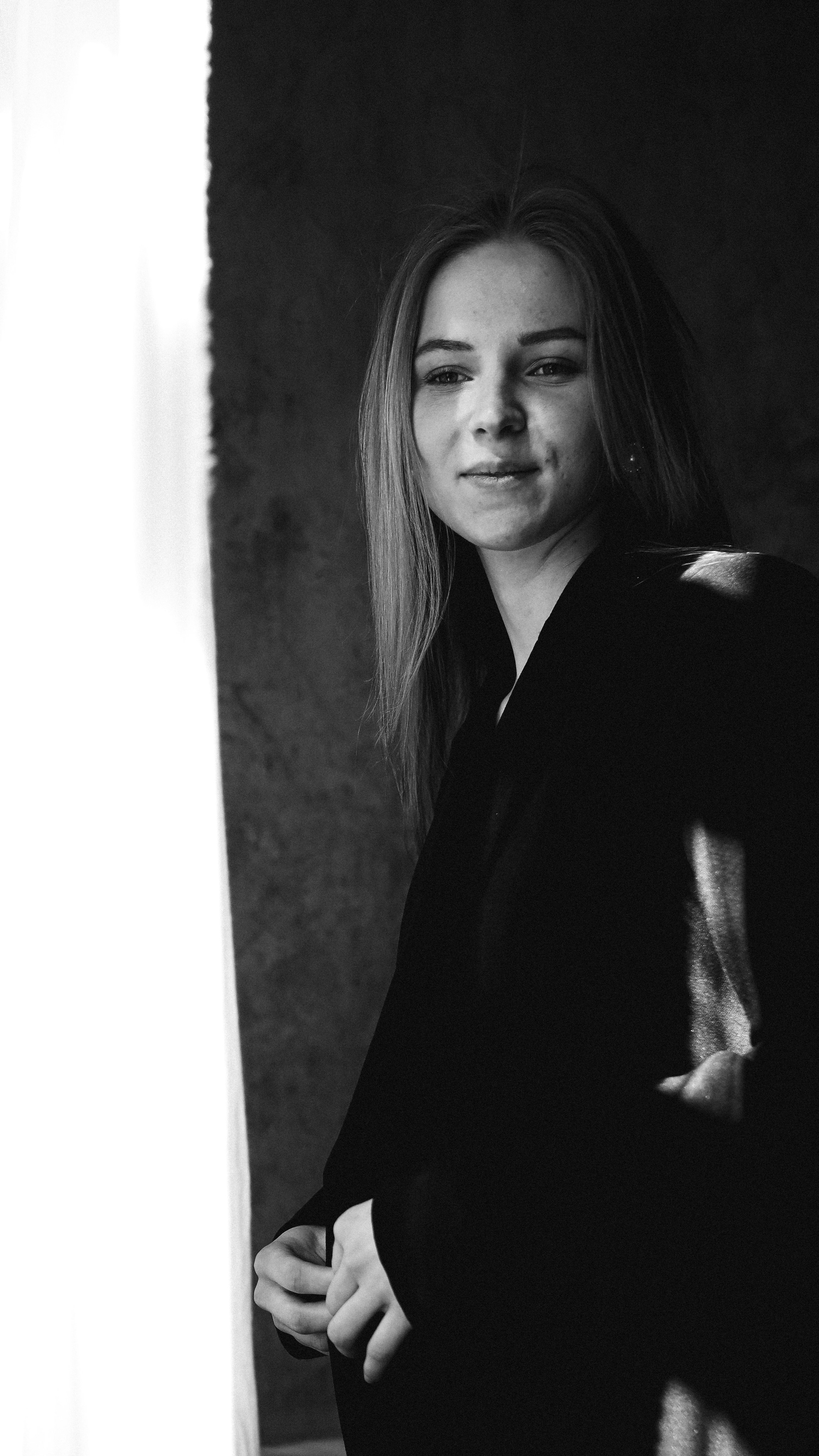 Veronica. Studio and street photography