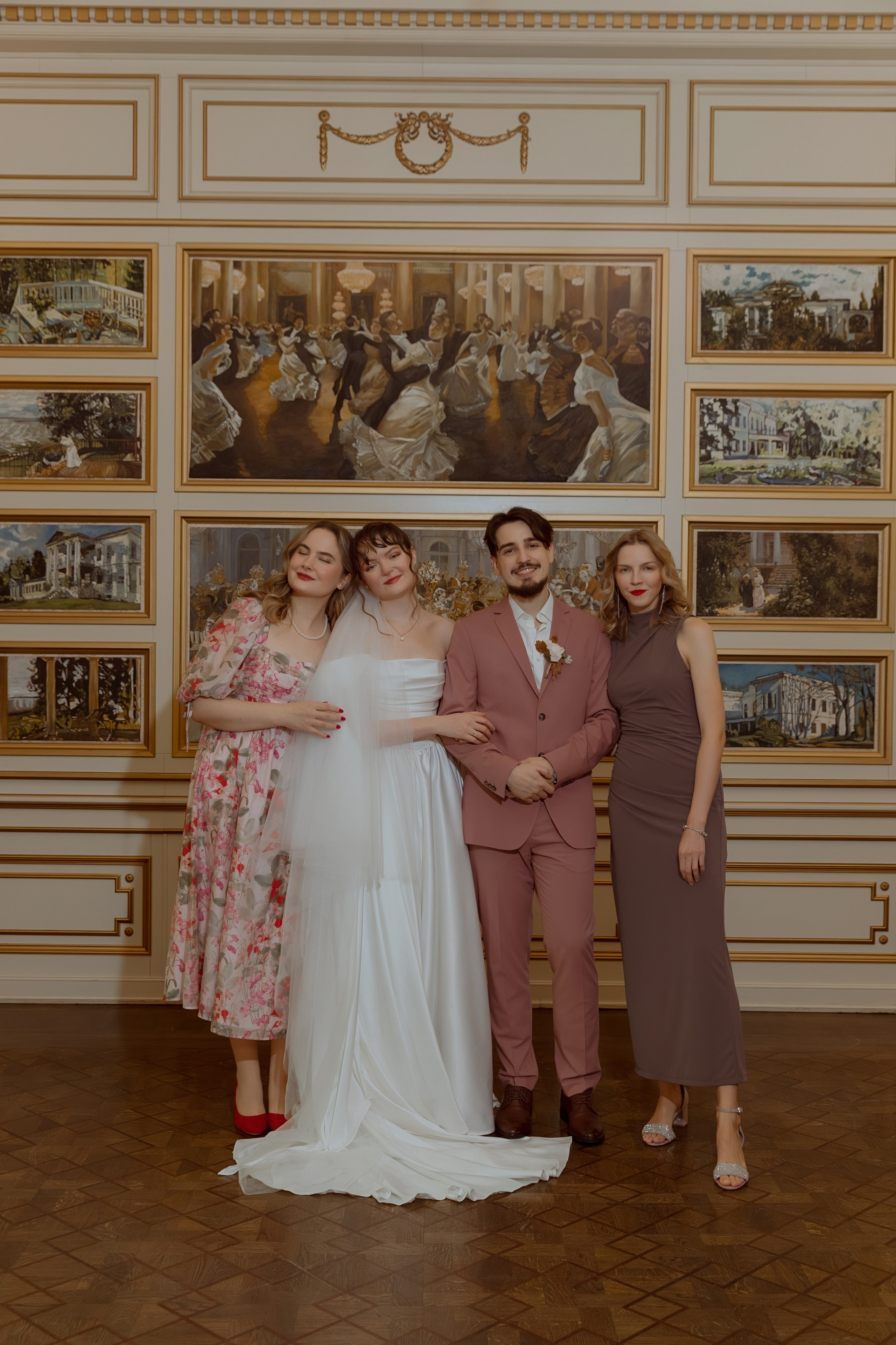 Welcome back to your own dinner party. Фотограф Лия Козловская Минск