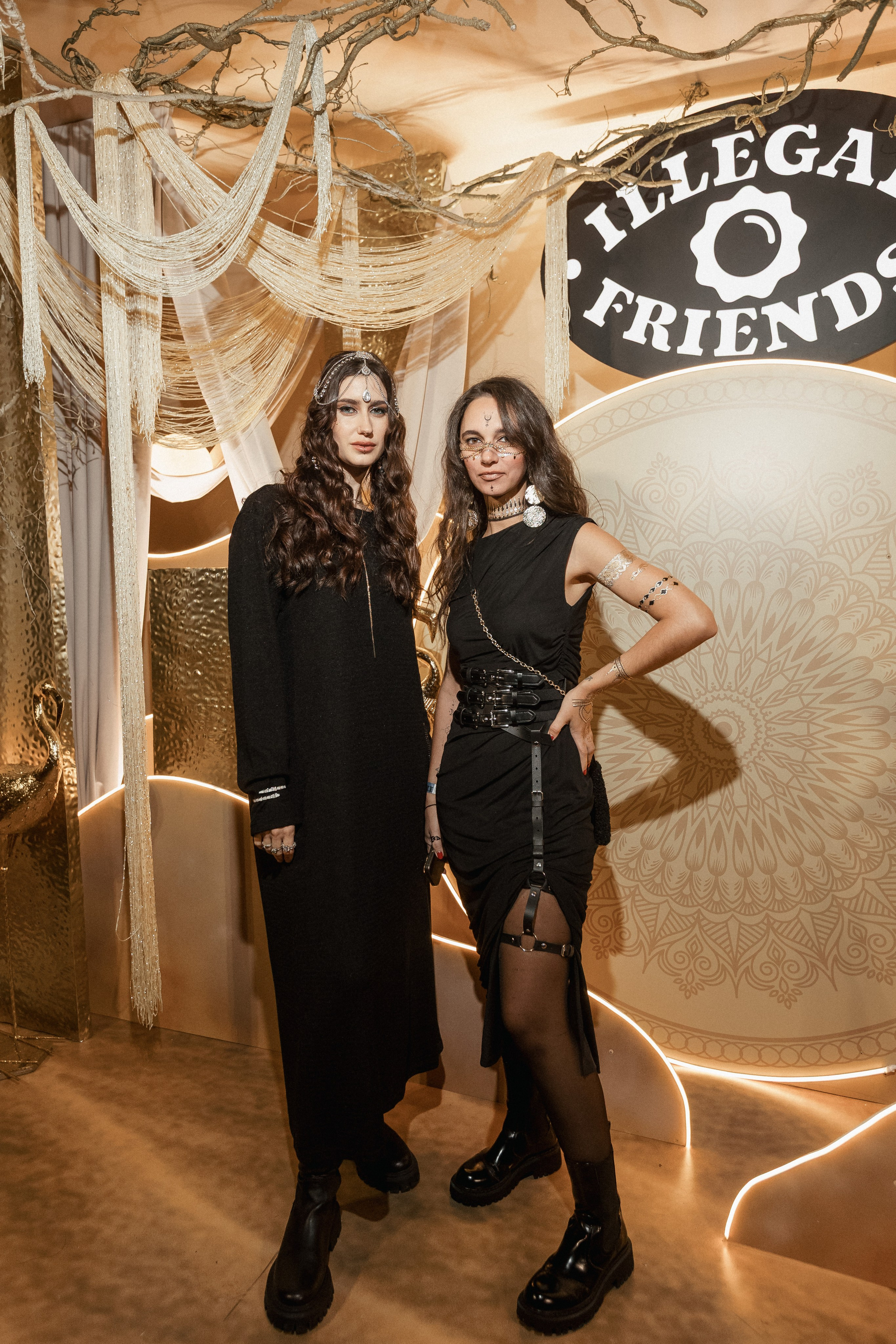 ILLEGAL FRIENDS — MIRAGE [PART I]. СВОИ. ФОТООТЧЕТЫ-СОБЫТИЯ-МЕСТА