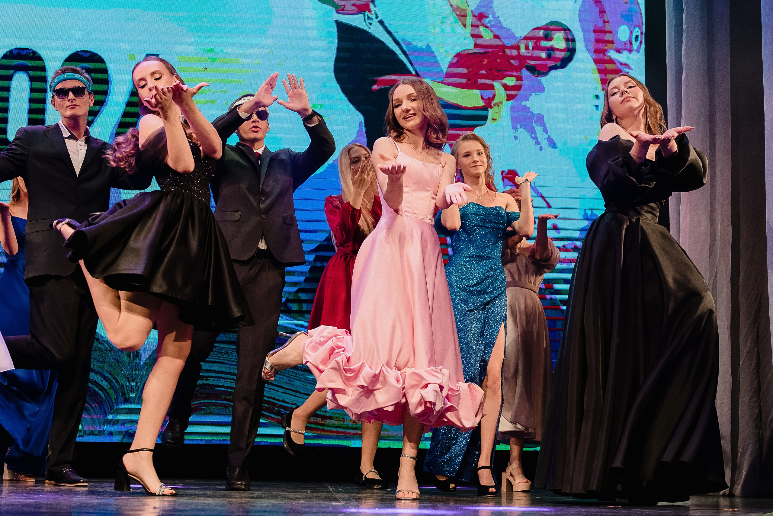 Выпускной школа 2024. Фотограф Рязань. Дарья Дмитриева