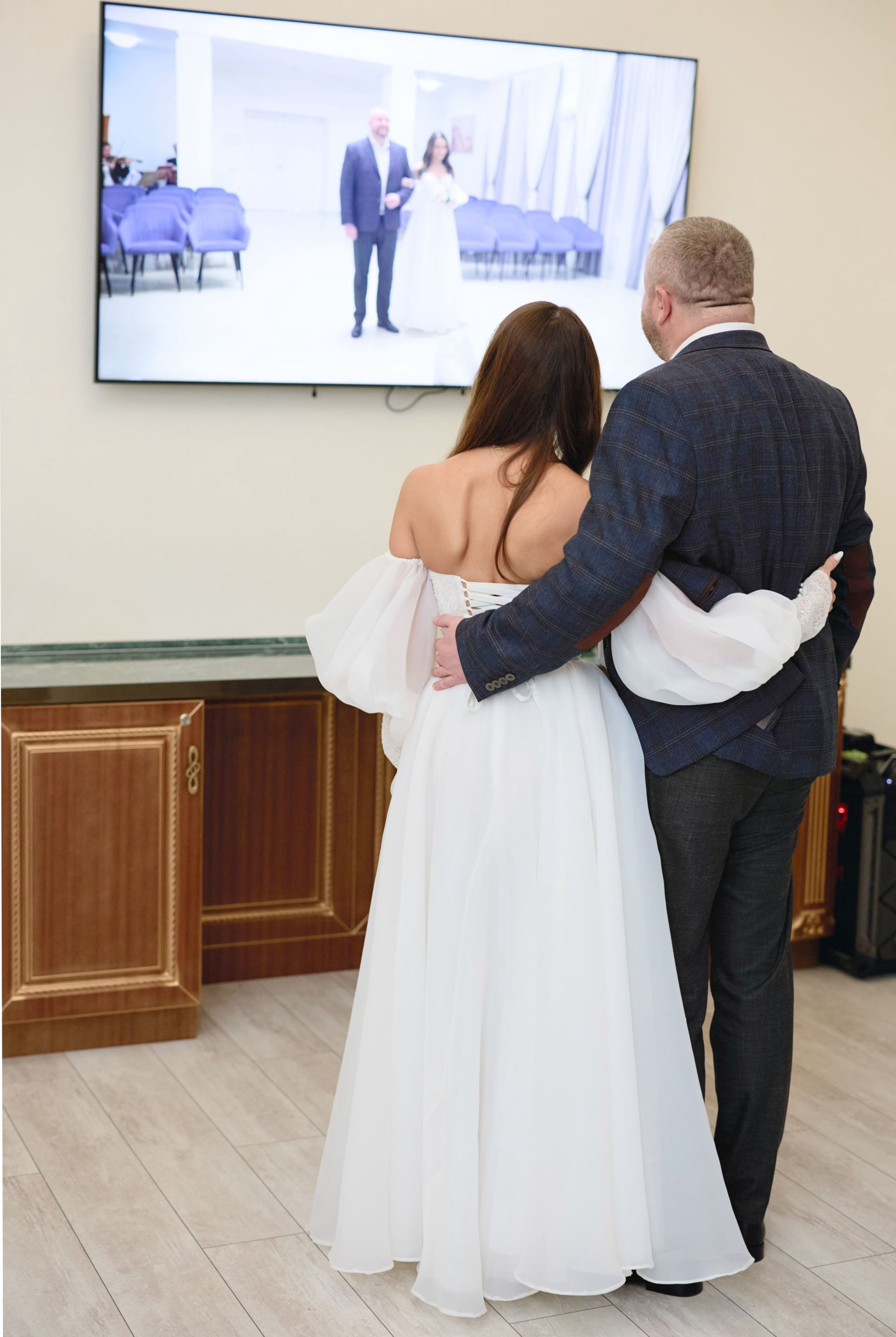 Свадебный фотограф на час: когда этого достаточно и что вы получите | 600 mm