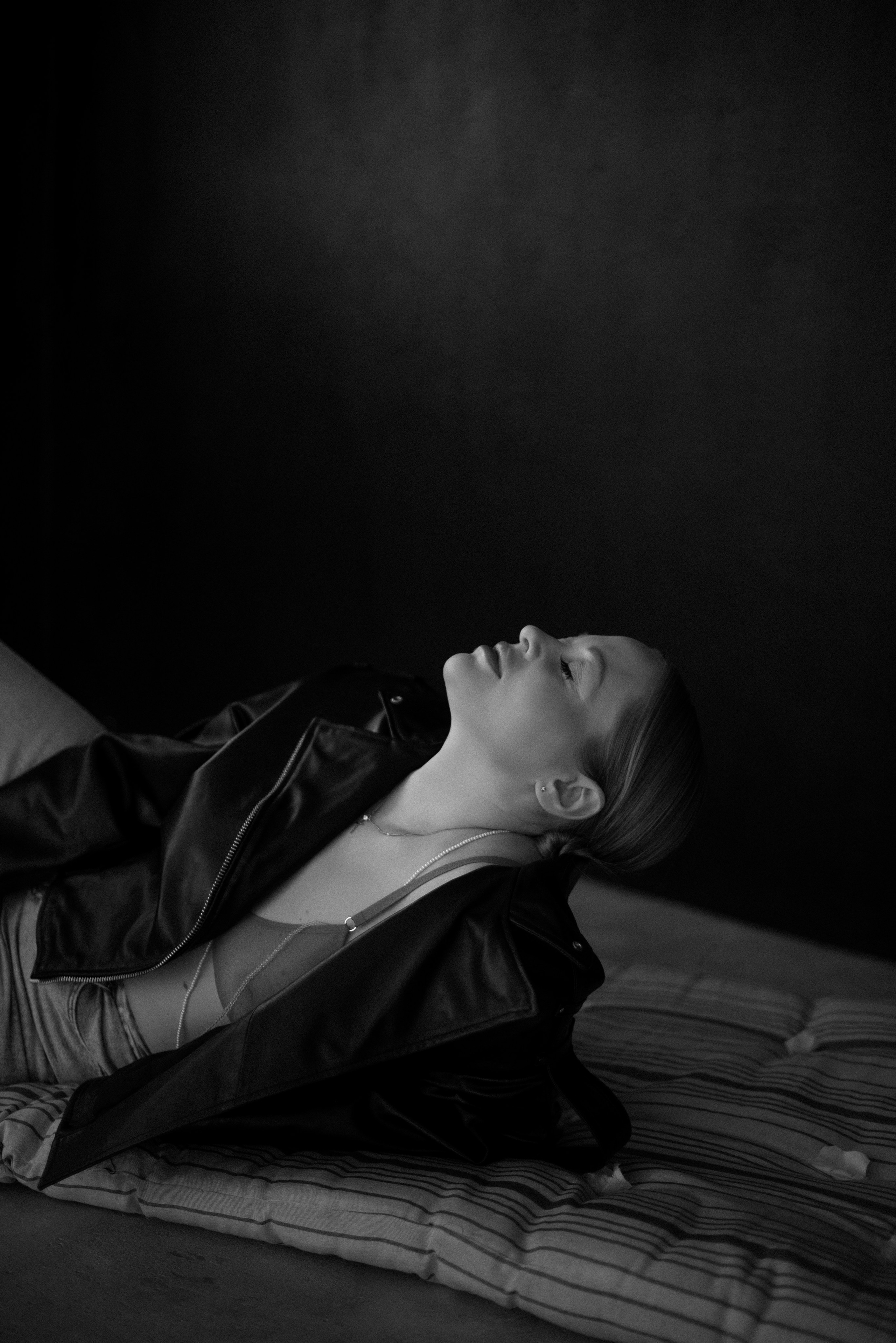 Портретная фотосессия для Елизаветы – элегантность и стиль. Свадебный фотограф в Миассе Татьяна Ружникова