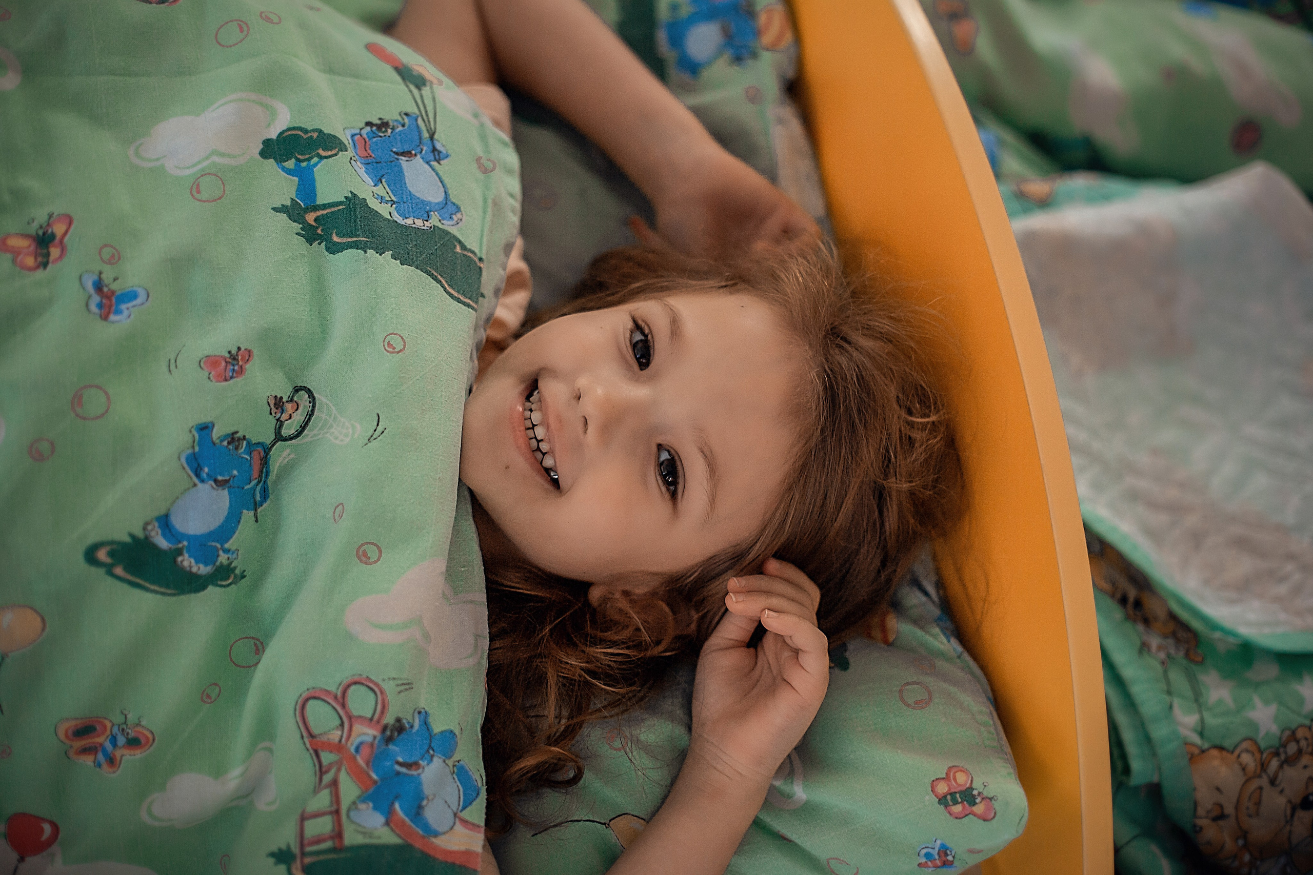 День в саду_ноябрь 2024. Семейный фотограф в Санкт-Петербурге