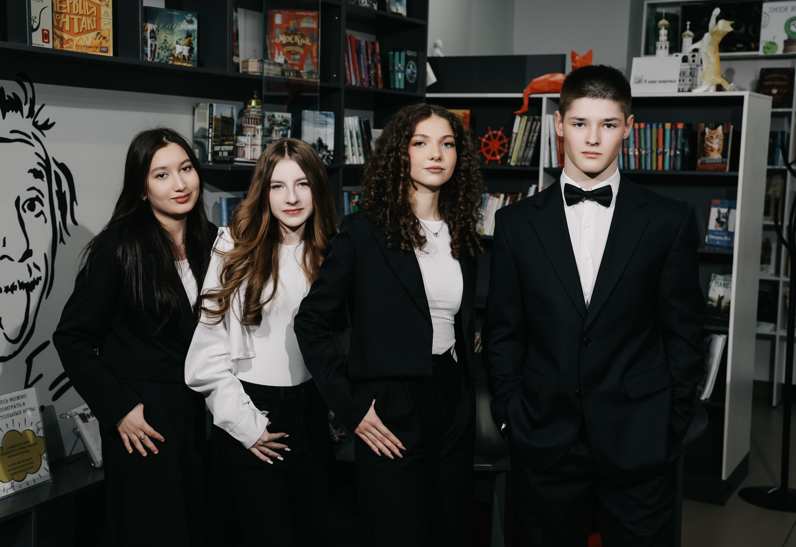 Школьные. Фотограф свадебный, репортажный, индивидуальный, фото для маркетплейсов, брендов, автосалонов