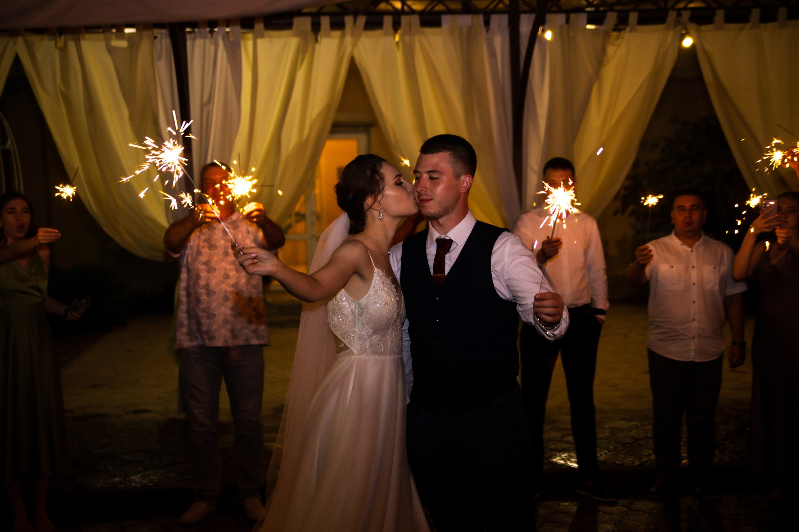 Даниил + Алина. Свадебный и семейный фотограф в Михайловке Полина Крипс