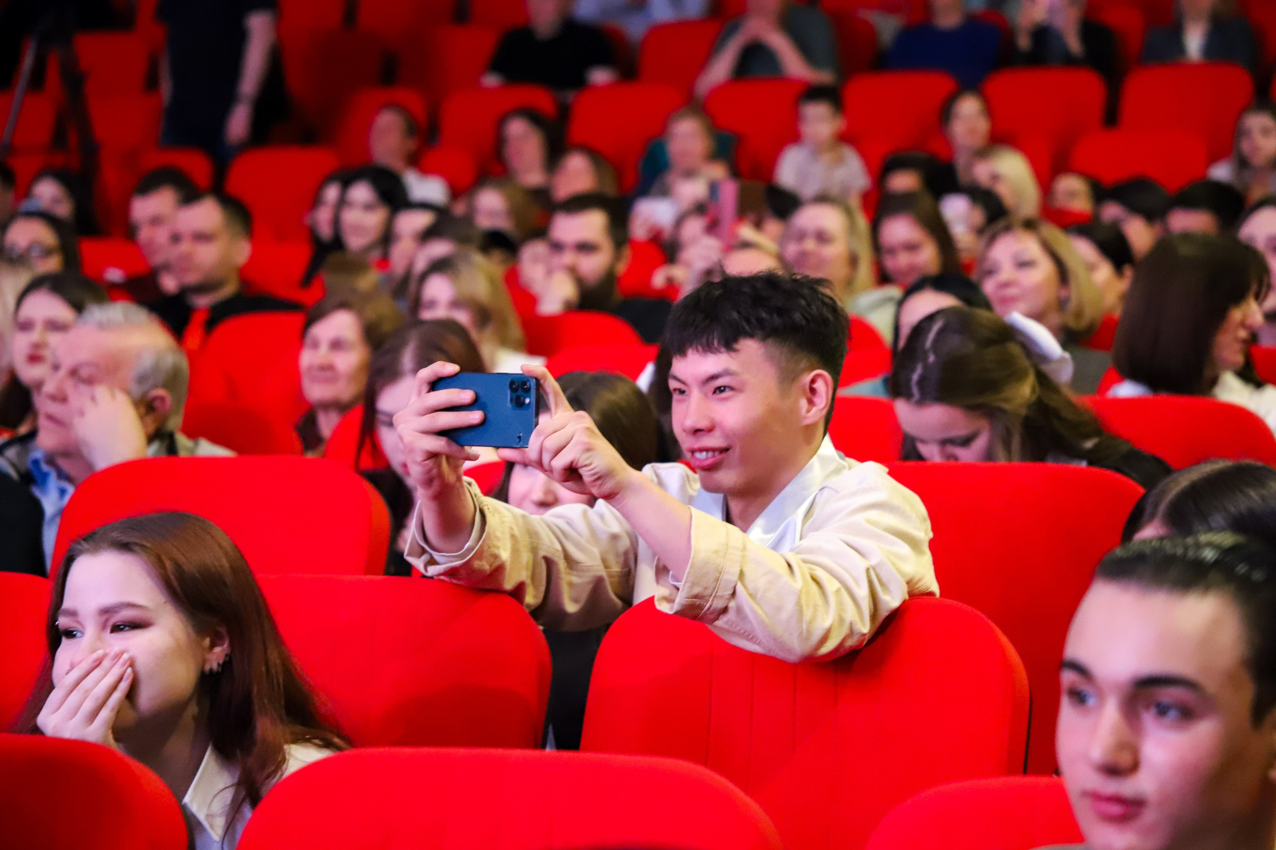 Последние звонки в школе. K-pop (и не только) фотограф в Москве Светлана Полякова