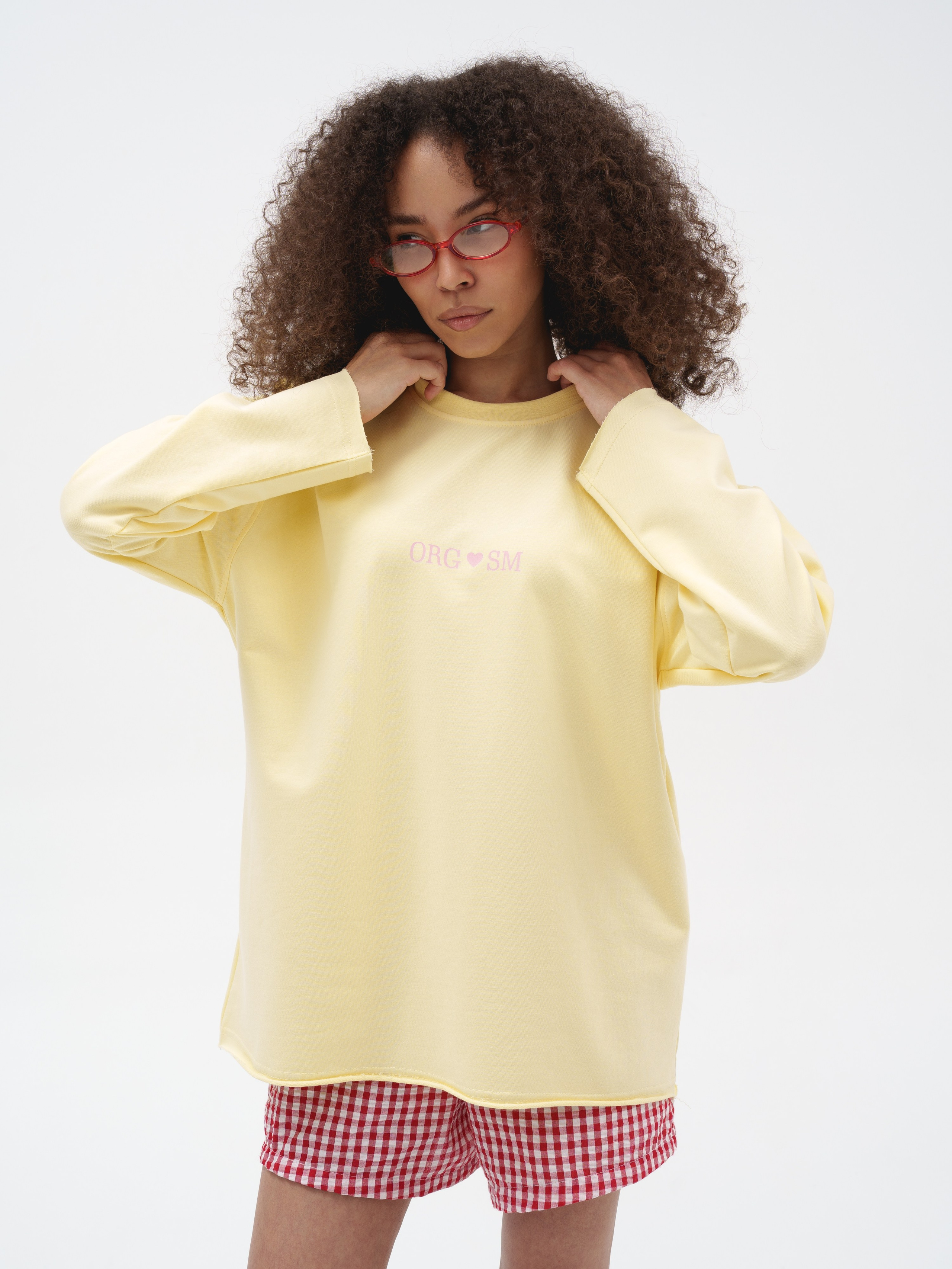 Свитшоты (вб и озон). Иван Упоров — фотограф, рилсмейкер чебоксары