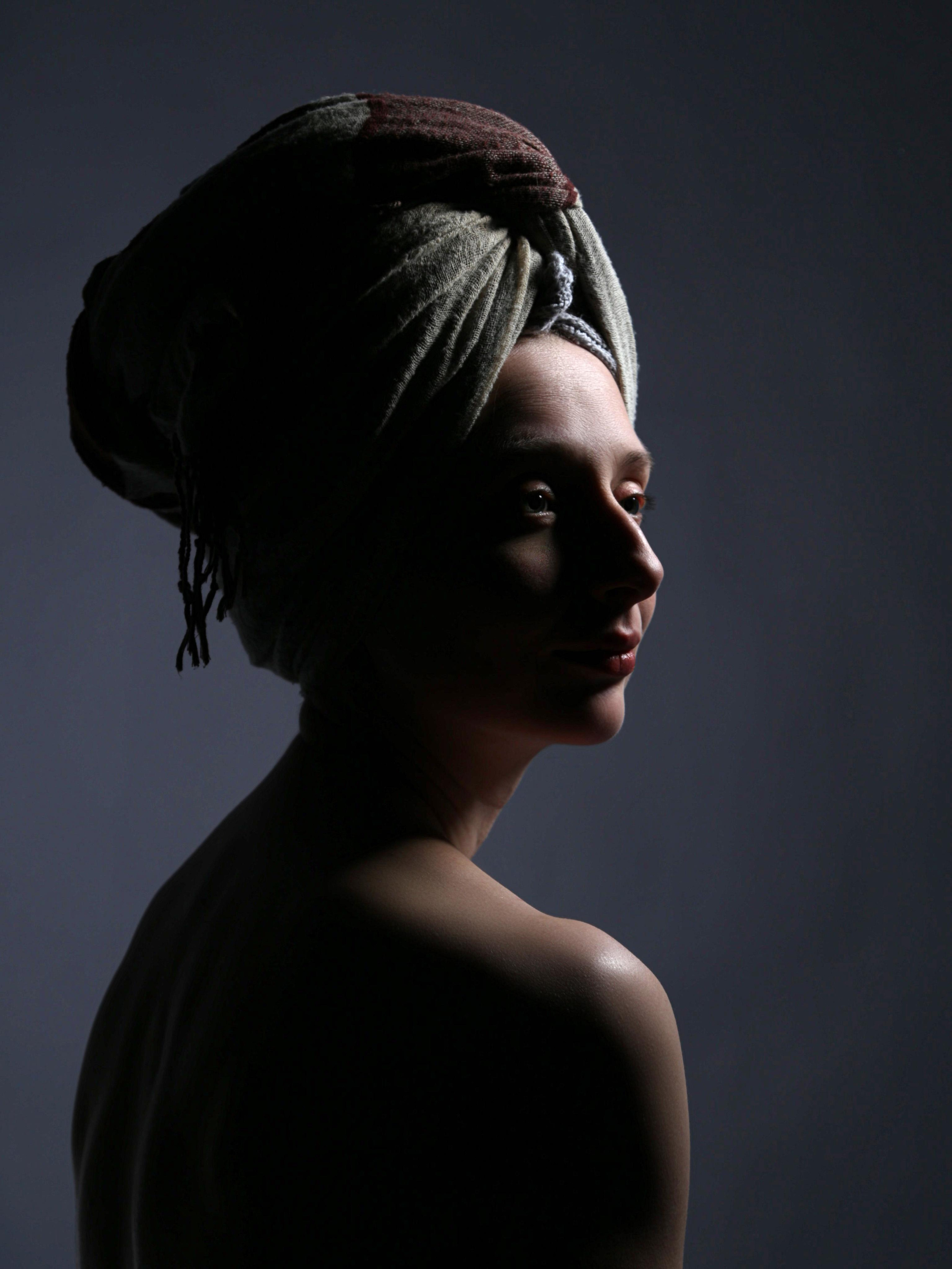 Студийный женский портрет. Фотохудожник Евгения Баженова