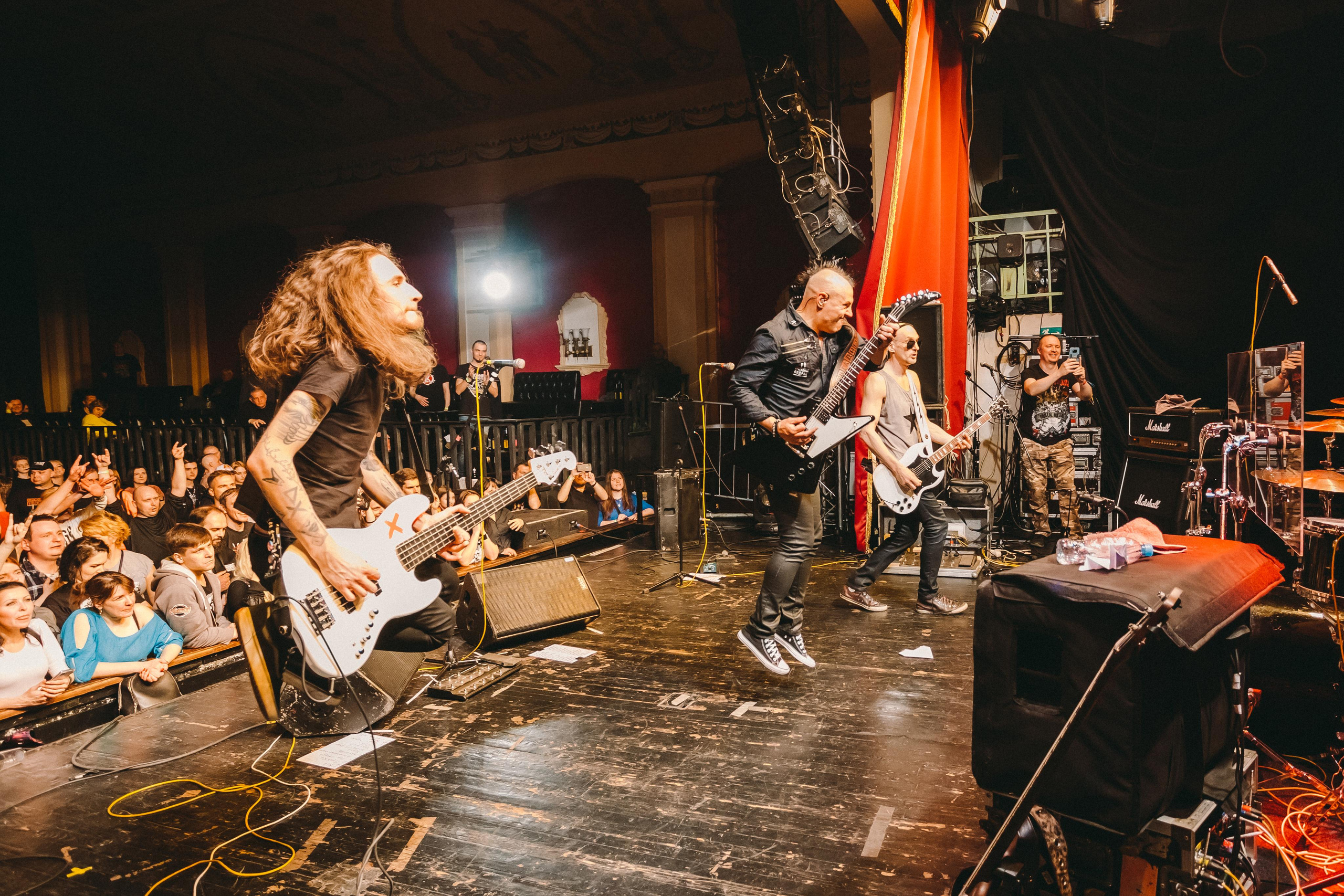 БРИГАДНЫЙ ПОДРЯД. Фотограф Сонкина Татьяна