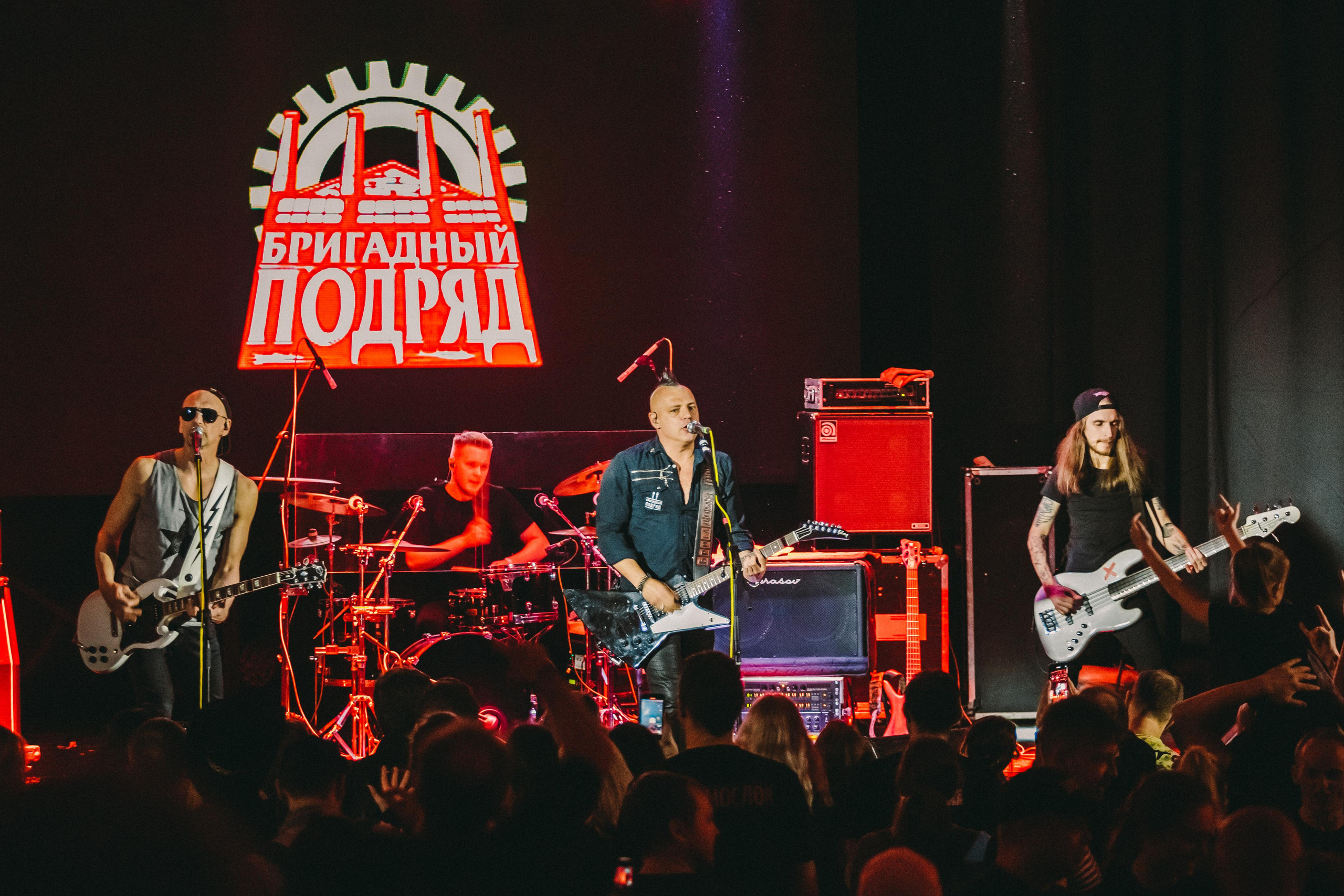 БРИГАДНЫЙ ПОДРЯД. Фотограф Сонкина Татьяна