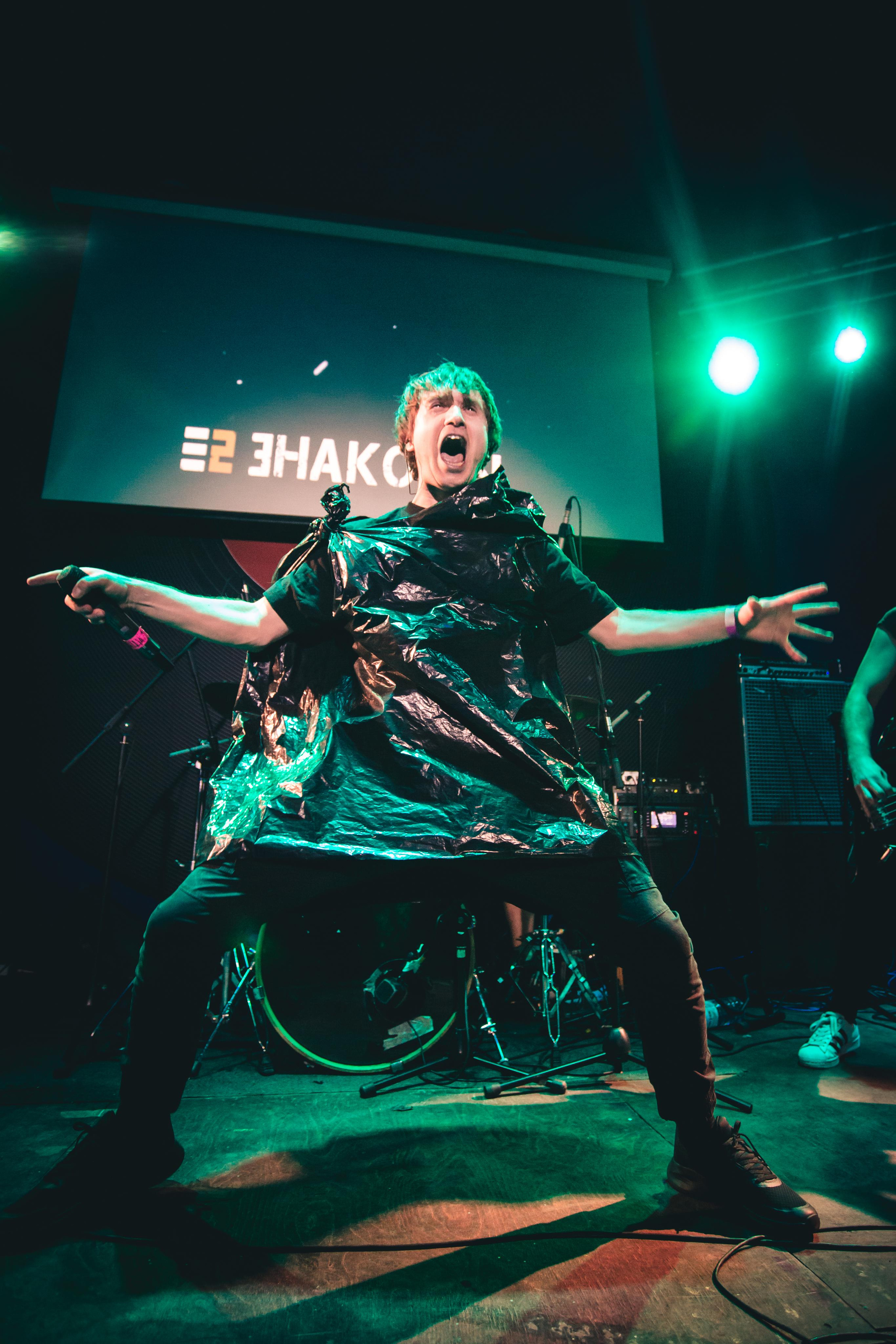 Группа Е2 ЗНАКОМЫ на фестивале "Территория отрыва" 30.04.22 