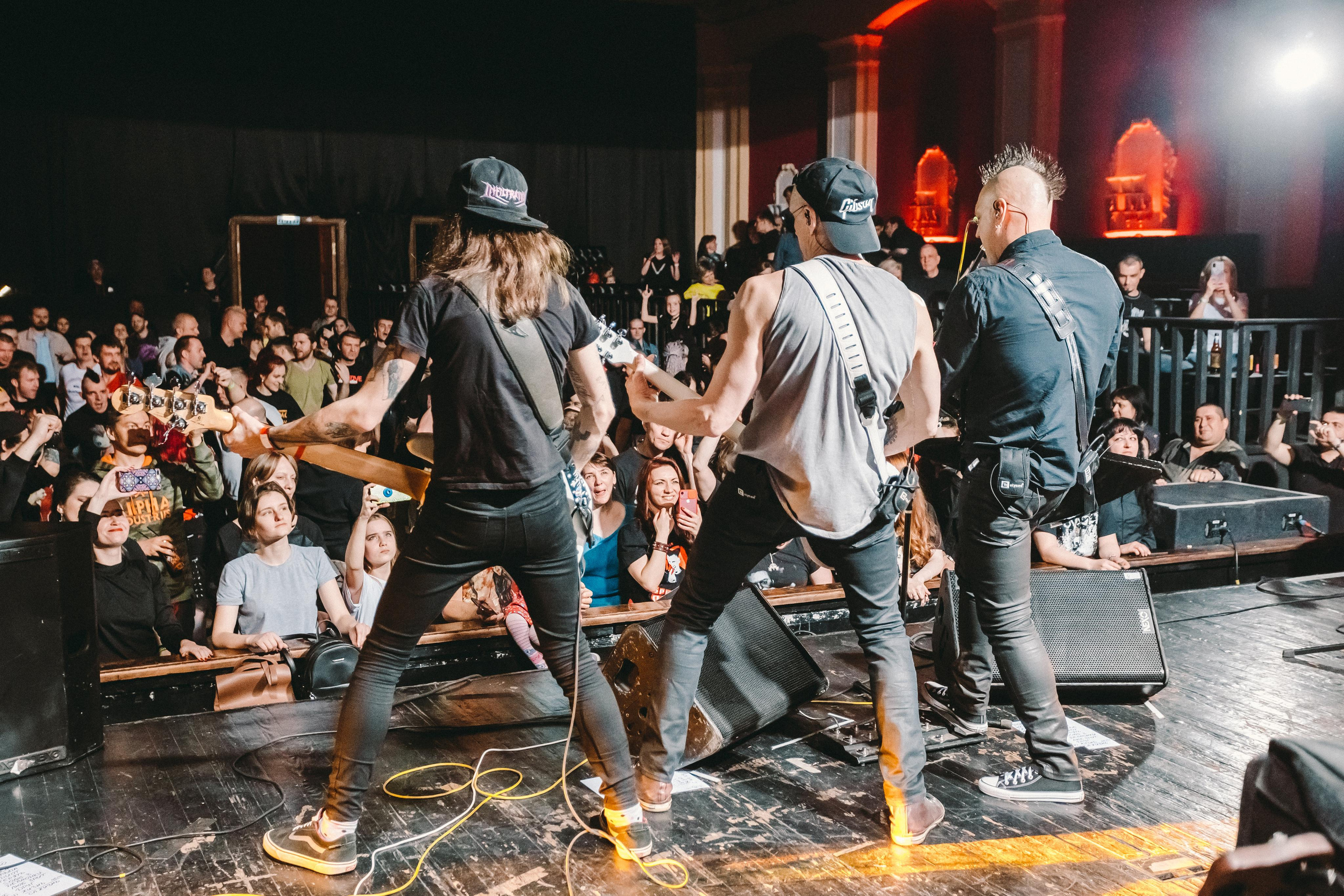 БРИГАДНЫЙ ПОДРЯД. Фотограф Сонкина Татьяна