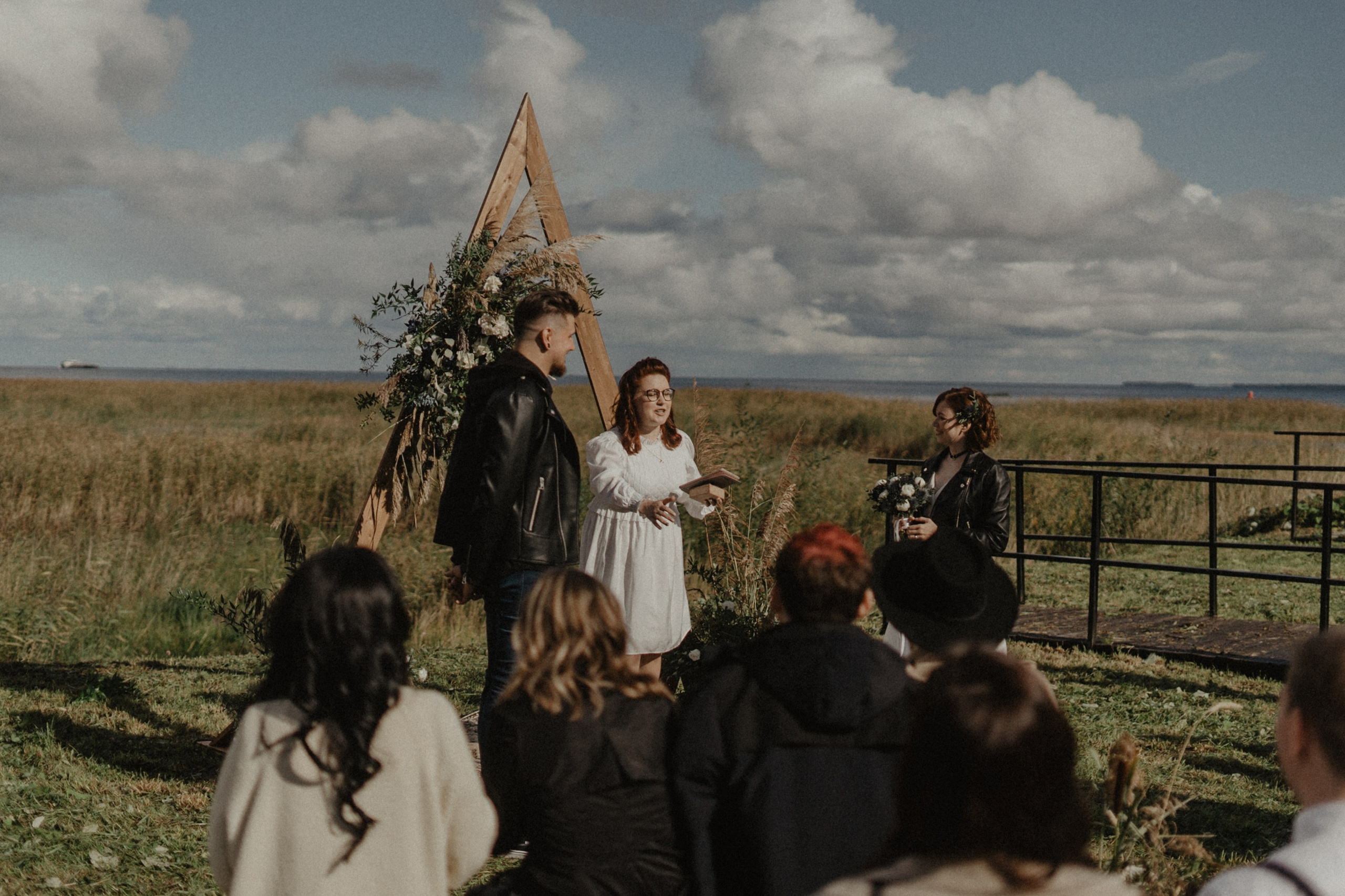 Юлия & Вадим | Между небом и Ладогой. Контент фотограф в Санкт-Петербурге | Дина Альбур