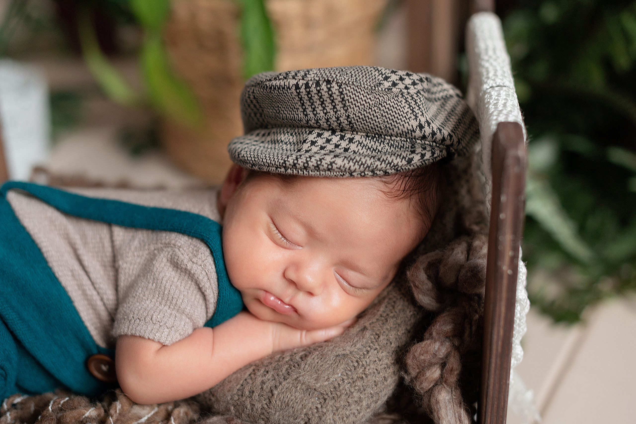 Всеволод. Детский и семейный фотограф в Красноярске. Фотосессии новорожденных малышей до 1 месяца