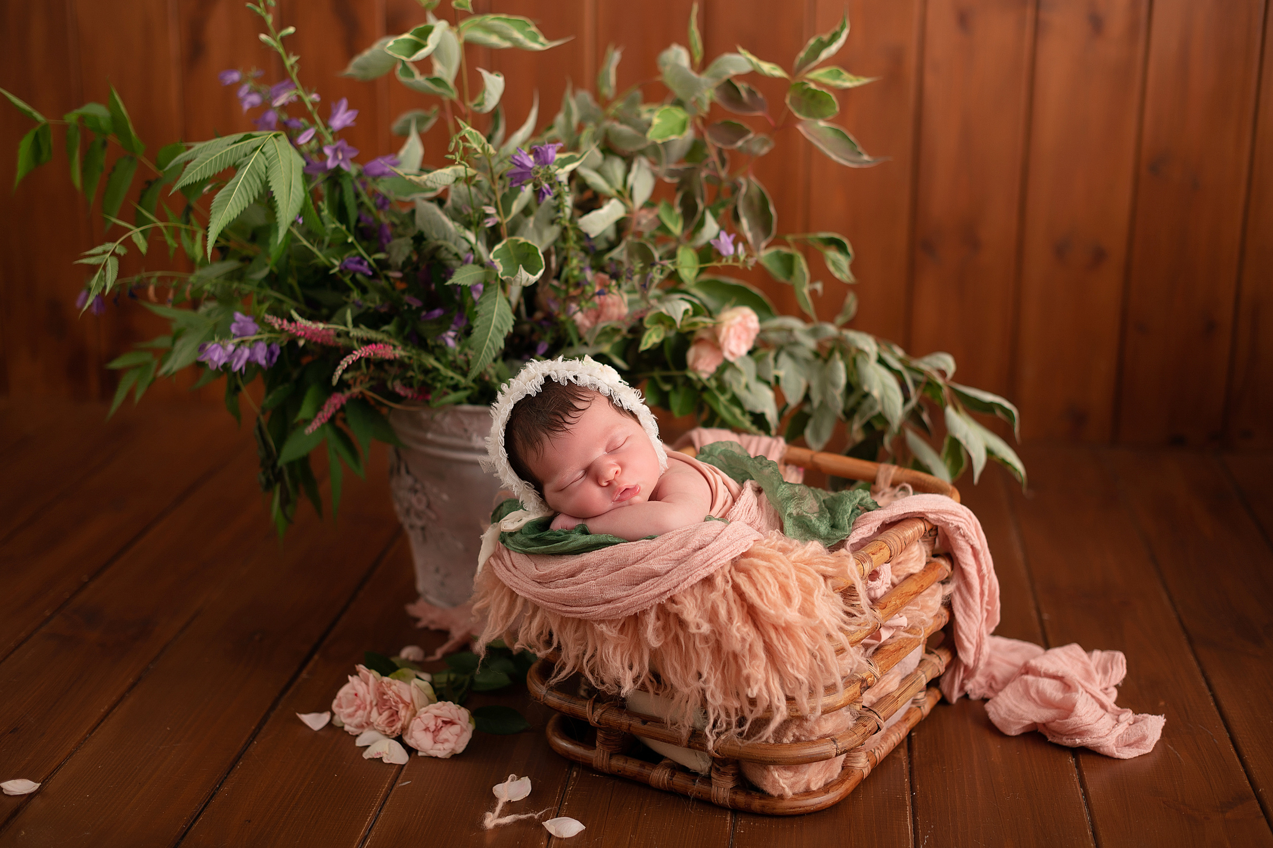 Эмилия. Детский и семейный фотограф в Красноярске. Фотосессии новорожденных малышей до 1 месяца